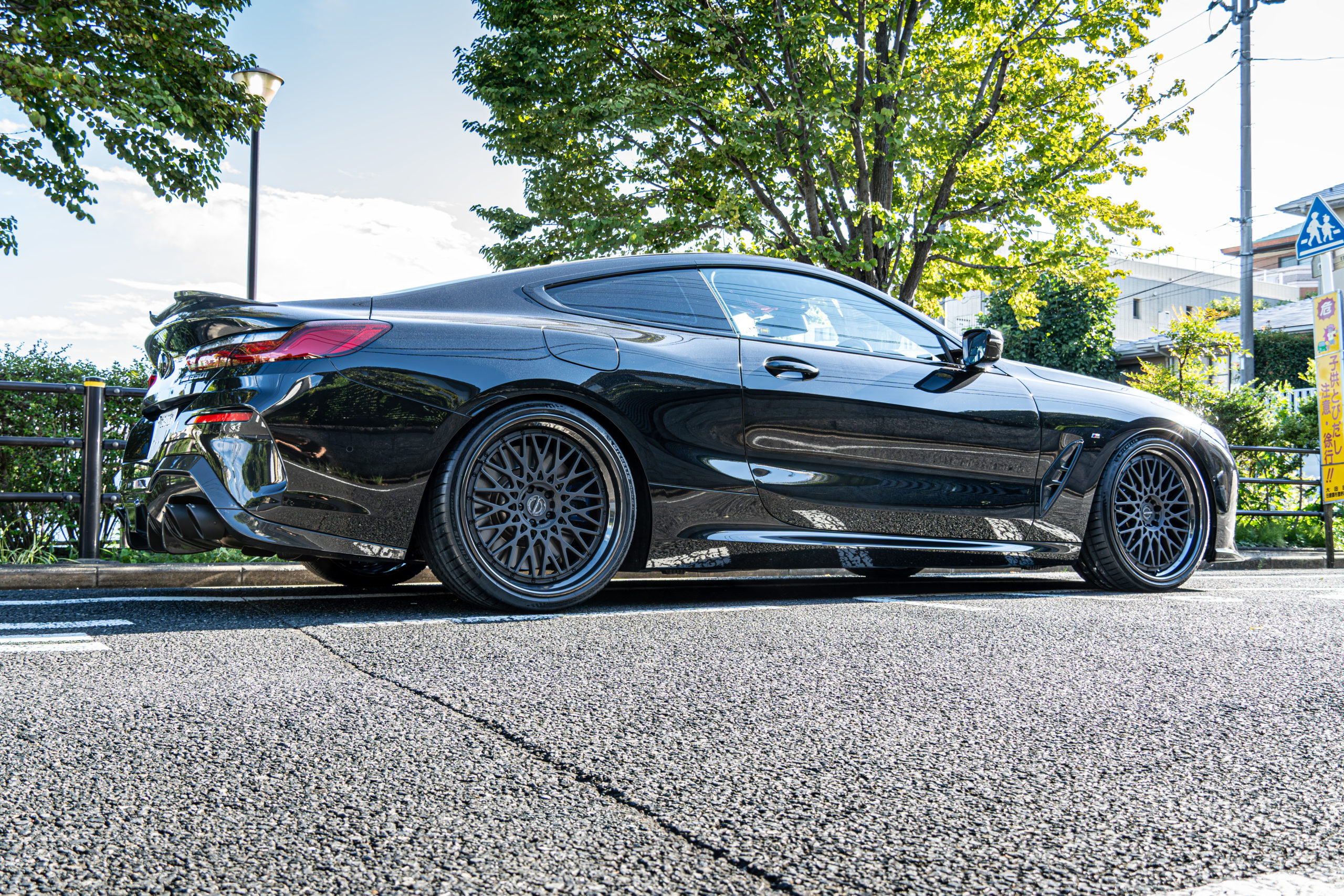 BMW M850 カスタム　MV FORGED ACｼｭﾆｯﾂｧｰ　KW車高調　M