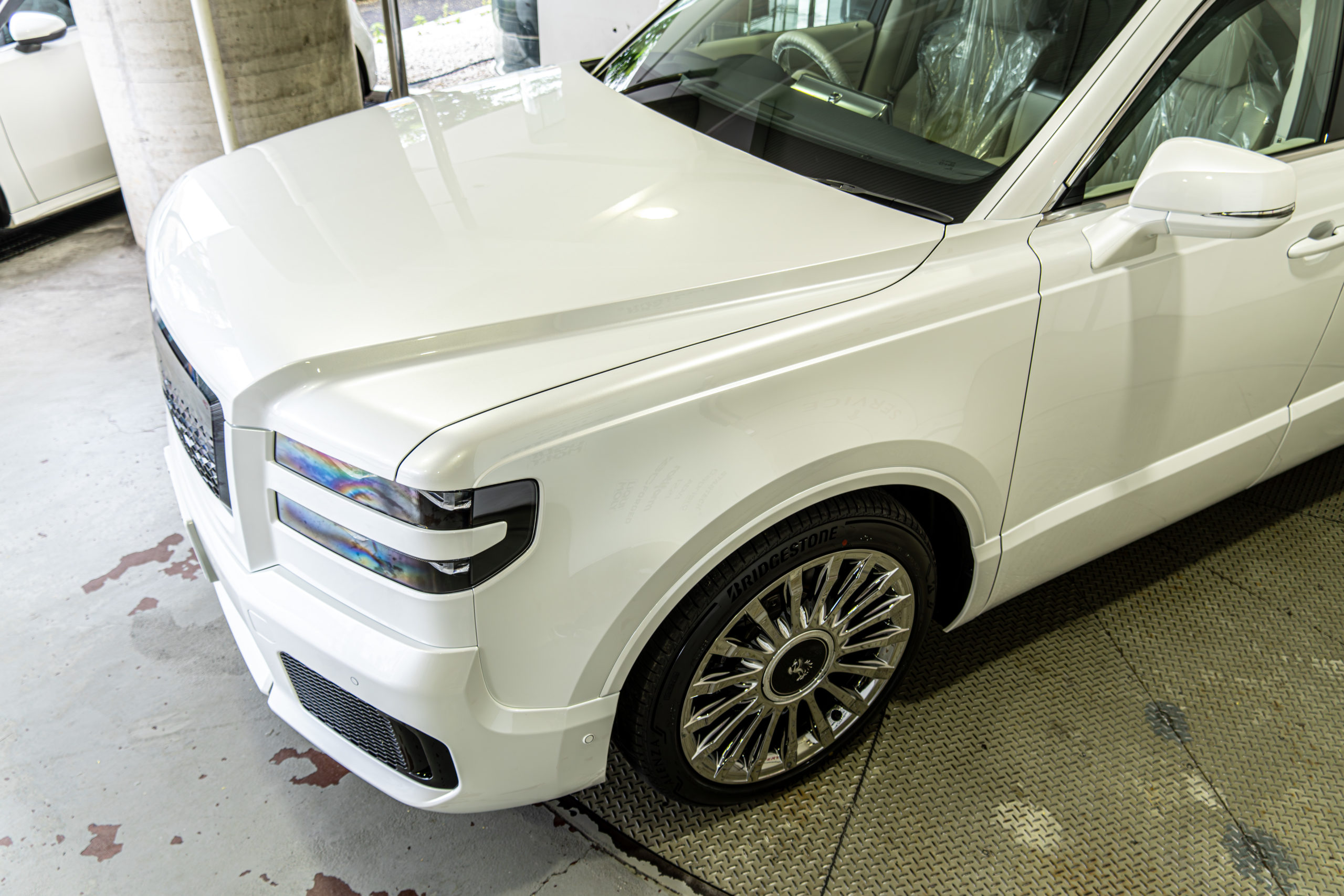 センチュリー SUV カスタム　ペイント