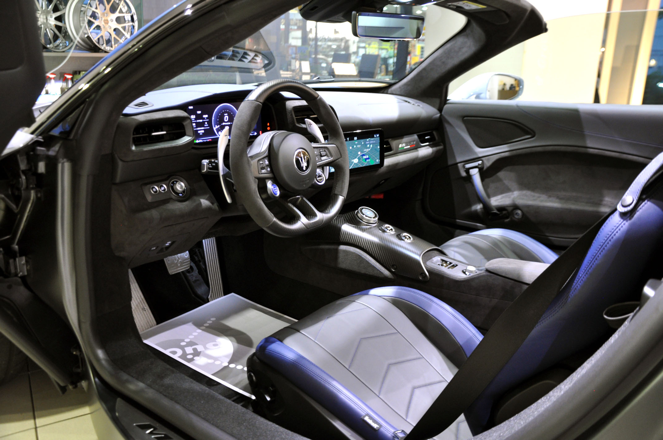 MASERATI MC20 CIELO マセラティ チェロ イタリア車 輸入車 買取 販売 カスタム ドレスアップ bond ボンド 東京