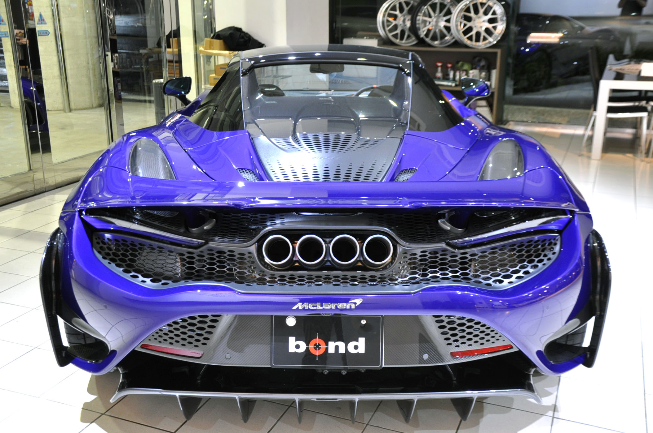 McLaren 765 LT Spider マクラーレン ロングテール bond ボンド 東京 輸入車 販売 買取 カスタム ドレスアップ