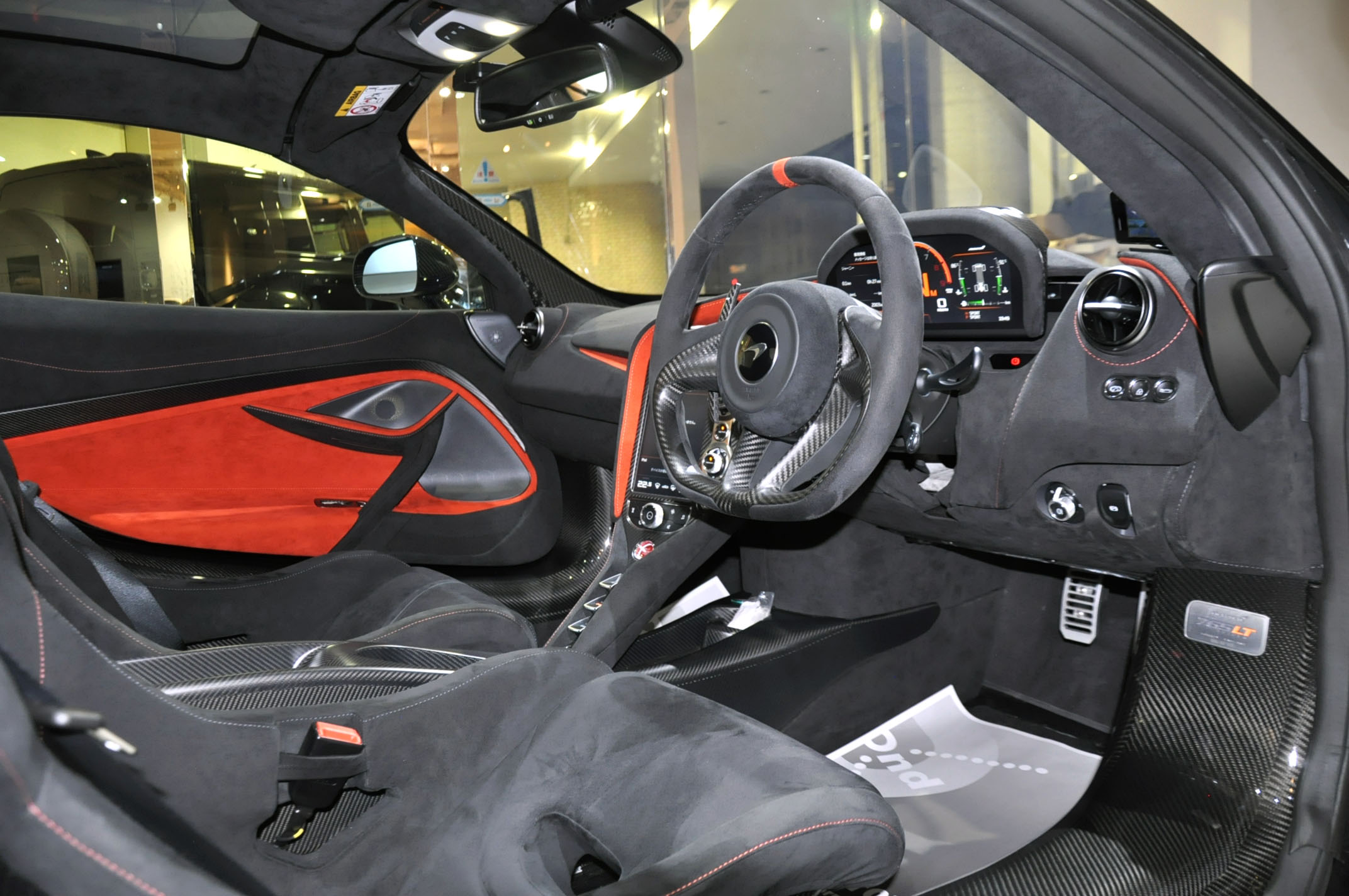 McLaren 765 LT Spider マクラーレン ロングテール bond ボンド 東京 輸入車 販売 買取 カスタム ドレスアップ