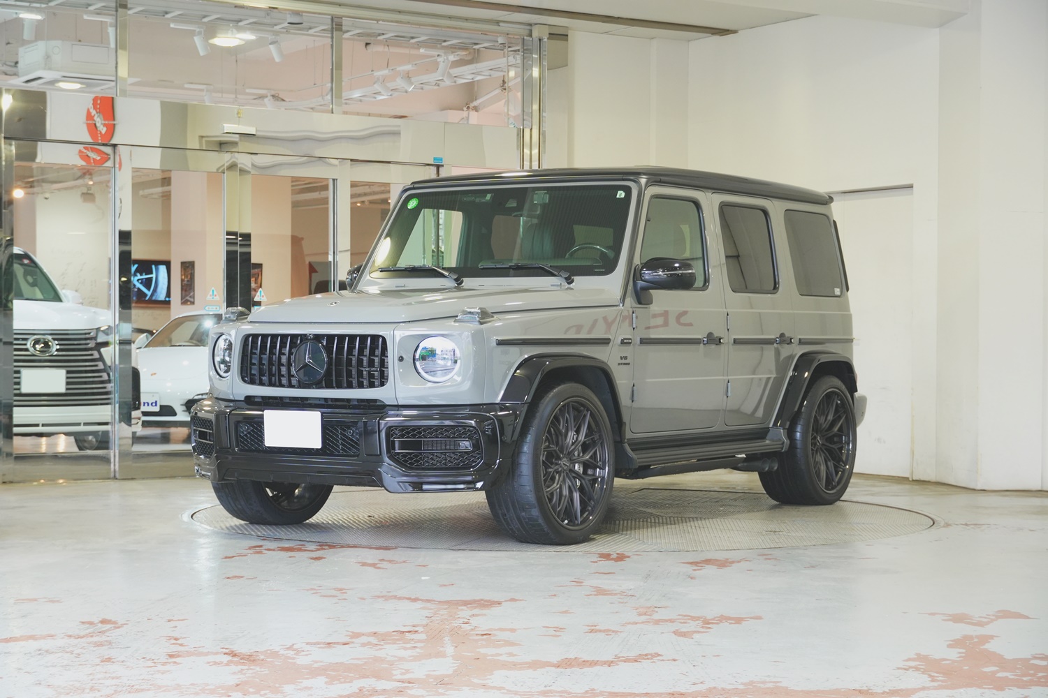 G63　G400d　G350d　カスタム　ホイール　マフラー　エアロ　BRABUS　アメ鍛
