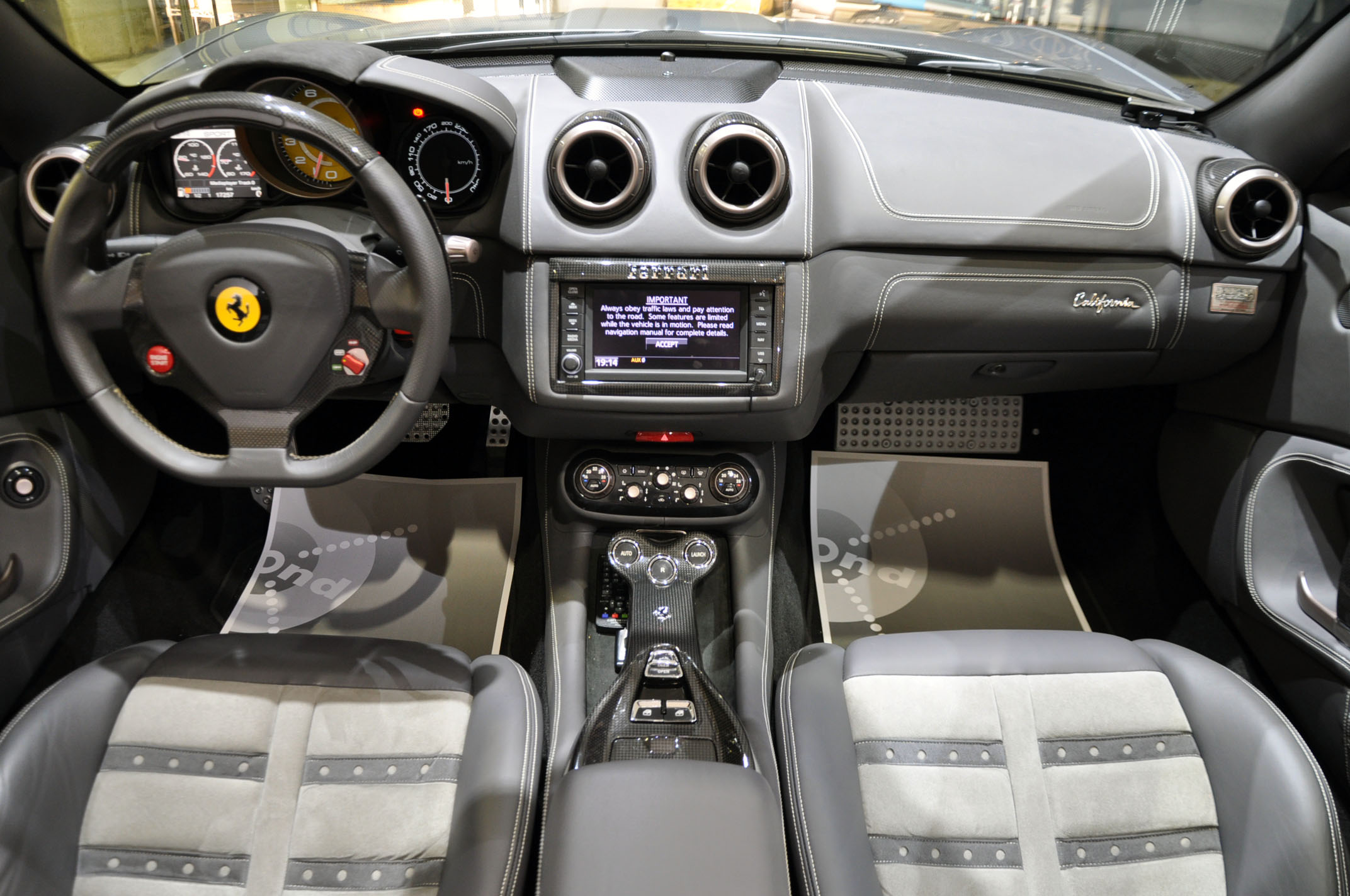 フェラーリ FERARRI カリフォルニア３０ ハンドリングスペチアーレ NA BCFORGED パワークラフト 輸入車 販売 買取 カスタム ドレスアップ bond ボンド 東京