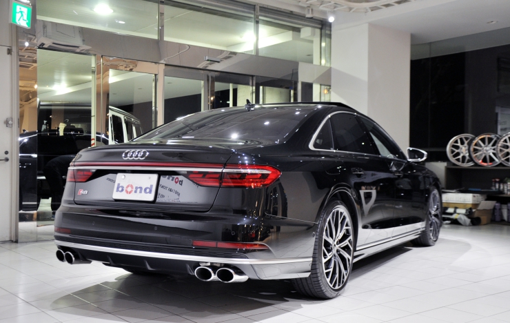Audi S8 アウディ ドイツ車 輸入車 販売 買取 カスタム ドレスアップ bond ボンド 東京