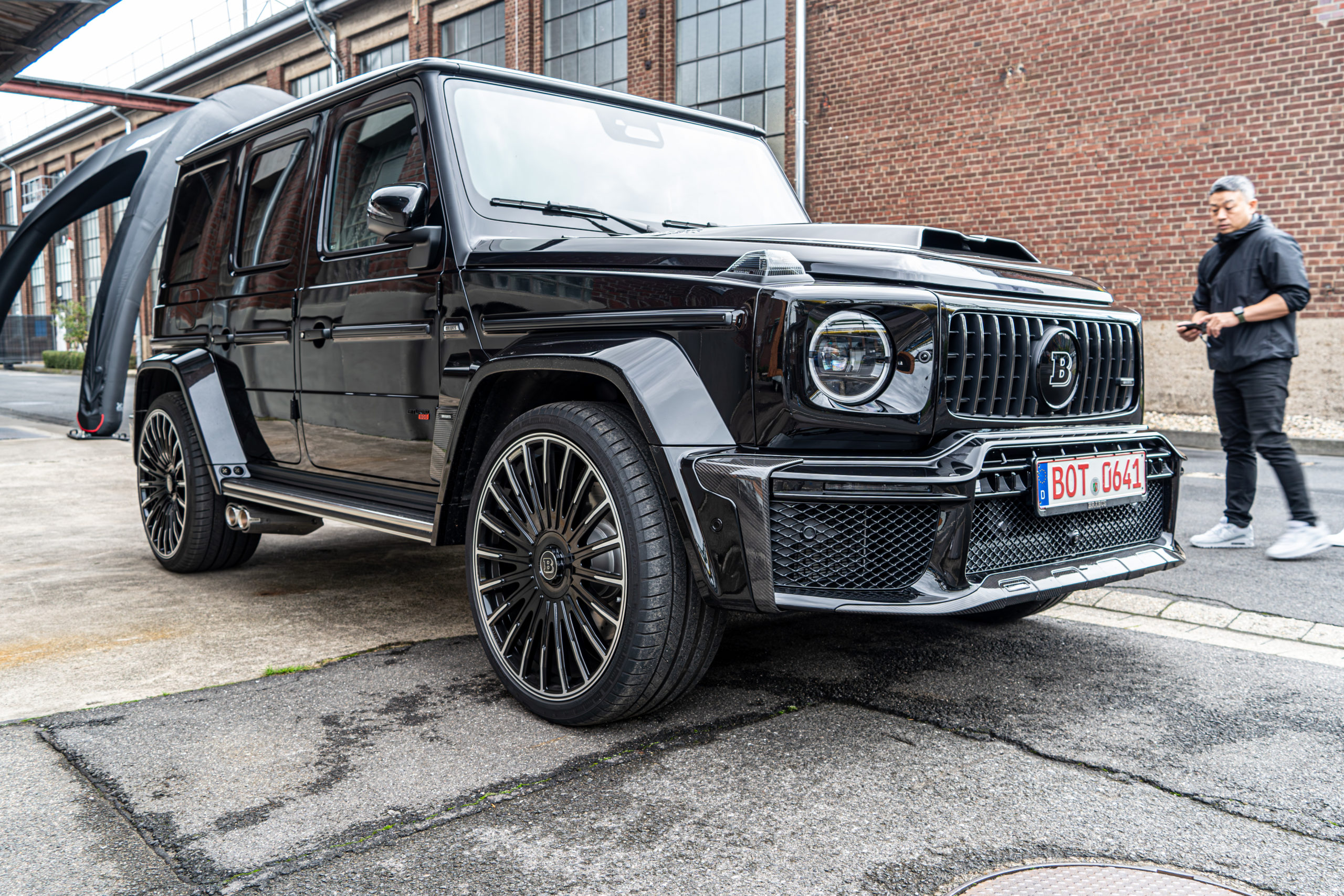 BRABUS ブラバス　シグネチャーナイト　2024 G63 ワイドスター　ポルシェ　レンジローバー　トラヴィススコット GTS