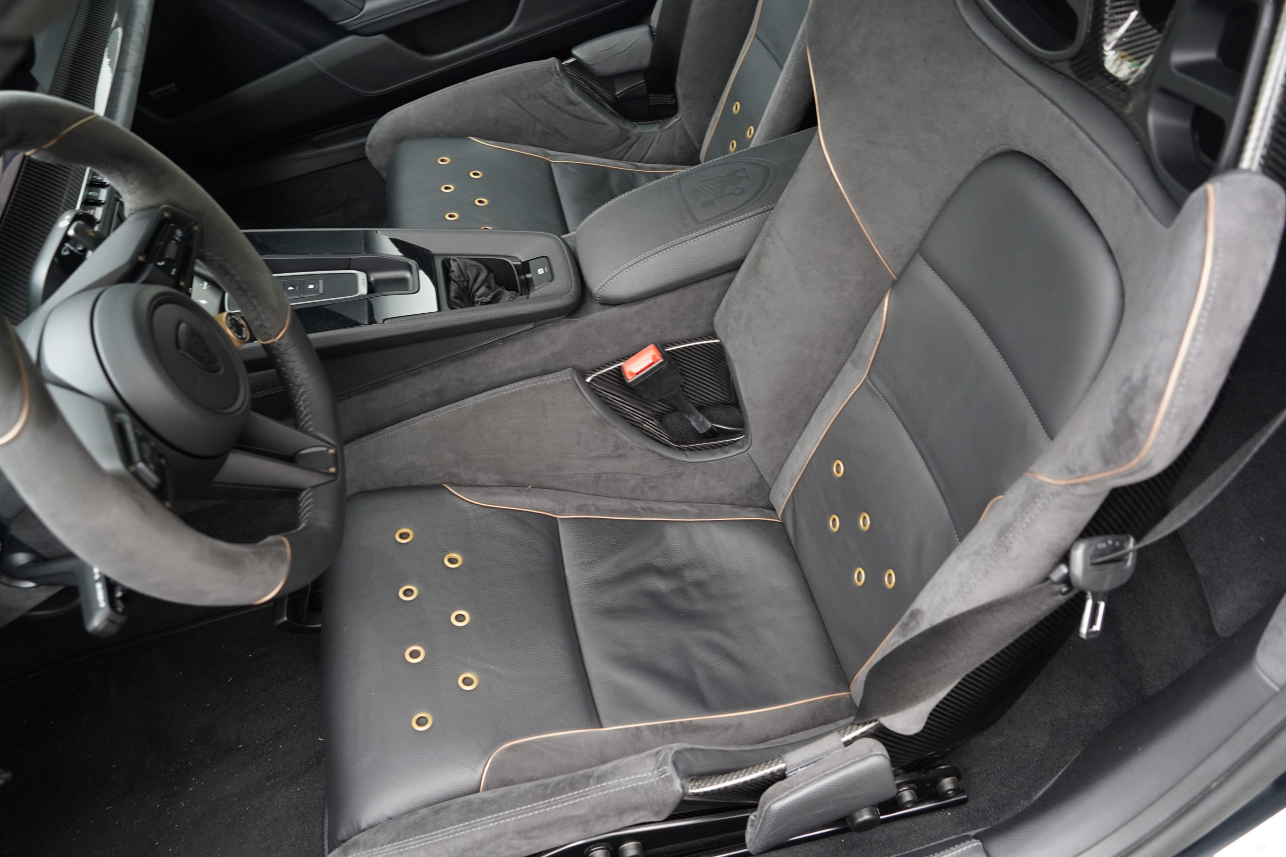 ドイツ出張 テックアート MANSORY 992 ウルス RS6 SF90 G63 PHANTOM 296 XM カイエン