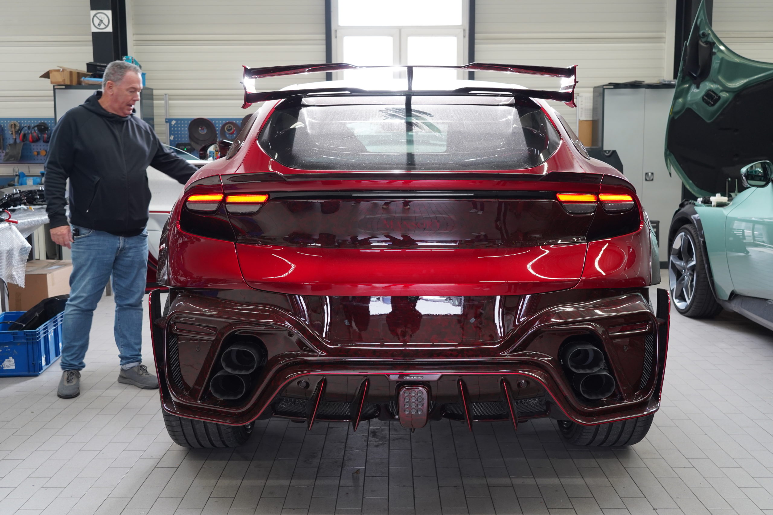 ドイツ出張 テックアート MANSORY 992 ウルス RS6 SF90 G63 PHANTOM 296 XM カイエン