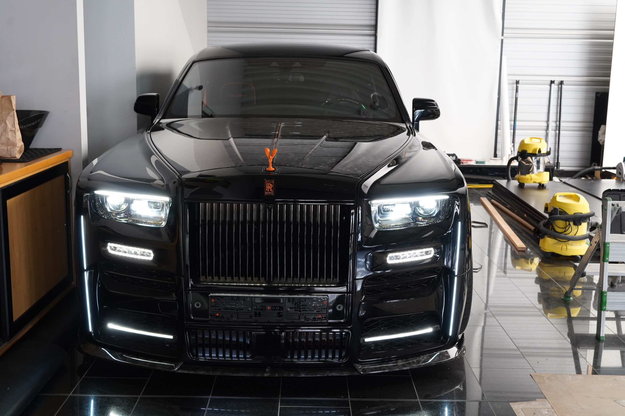 ドイツ出張 テックアート MANSORY 992 ウルス RS6 SF90 G63 PHANTOM 296 XM カイエン