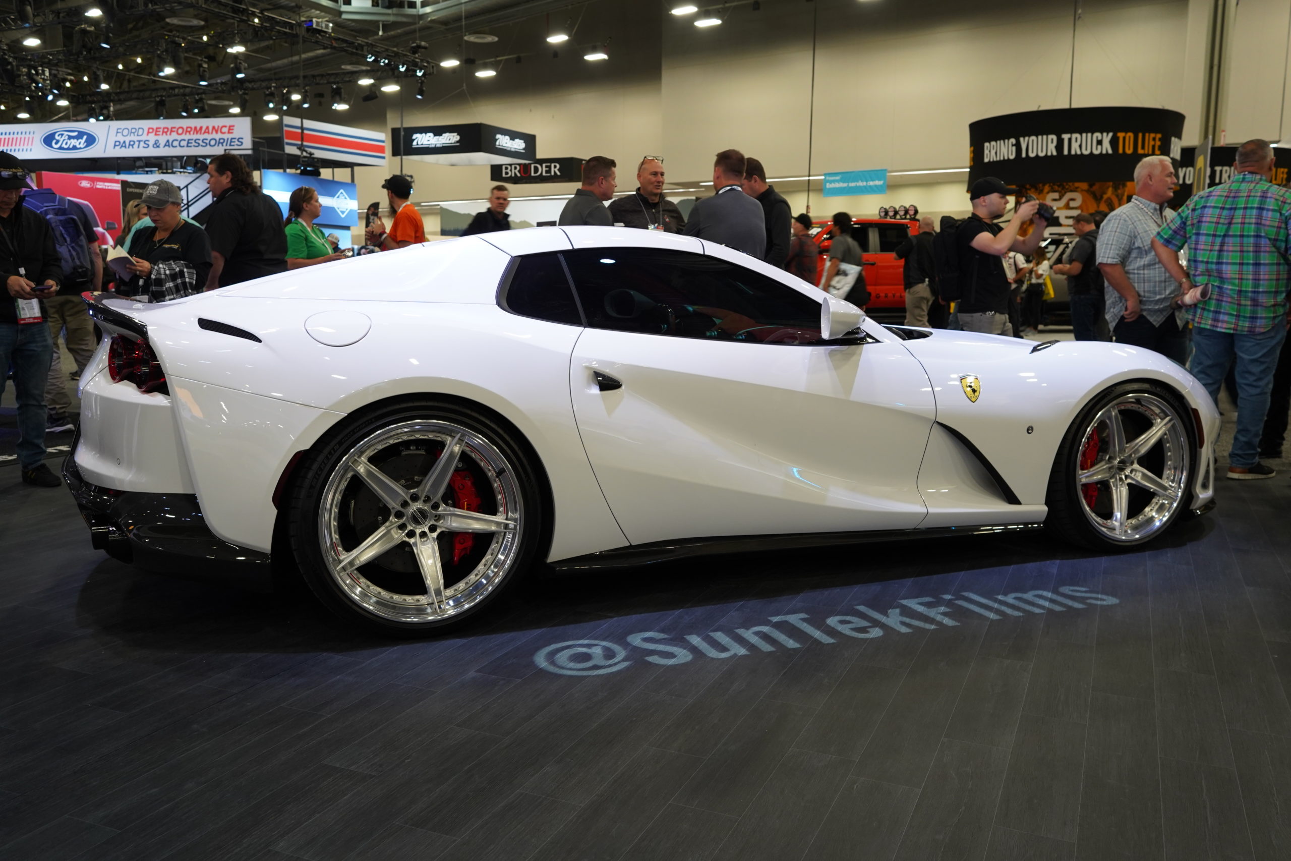 SEMA SHOW セマ 2024 フェラーリ　レンジローバー ロールスロイス　RYFT TOYO ニュートレイル　DUKE ボンドツアー MV FORGED