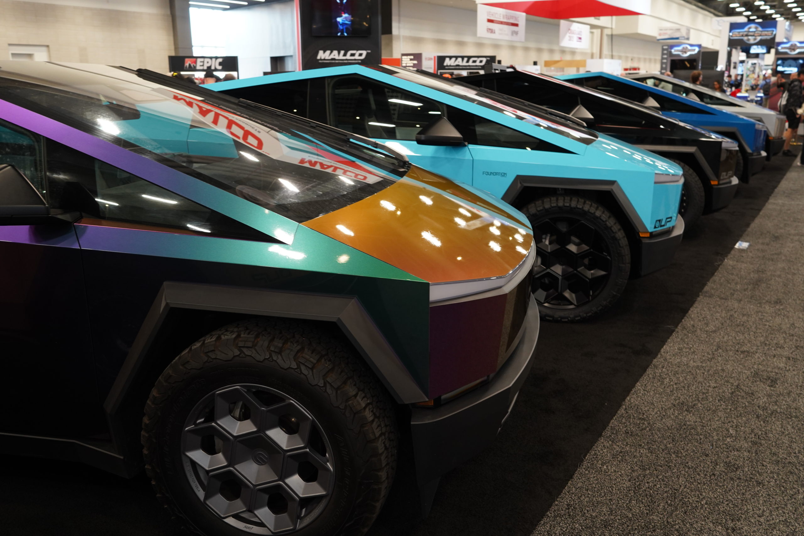 SEMA SHOW セマ 2024 フェラーリ　レンジローバー ロールスロイス　RYFT TOYO ニュートレイル　DUKE ボンドツアー MV FORGED