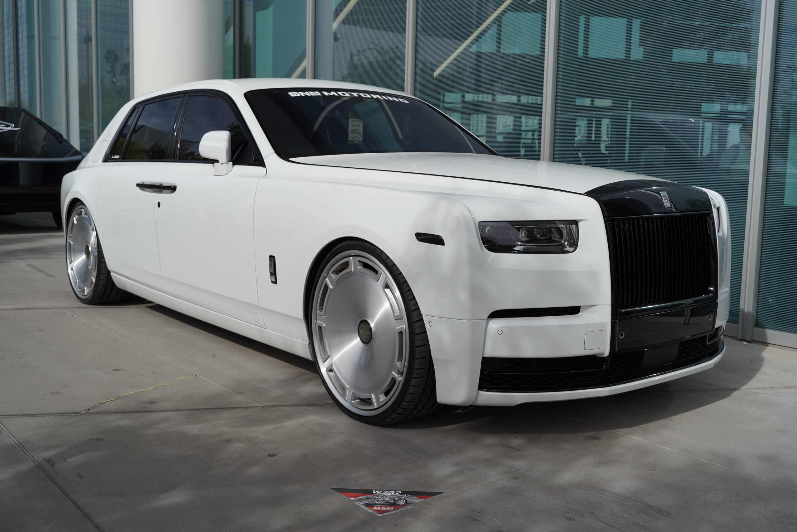 SEMA SHOW セマ 2024 フェラーリ　レンジローバー ロールスロイス　RYFT TOYO ニュートレイル　DUKE ボンドツアー MV FORGED