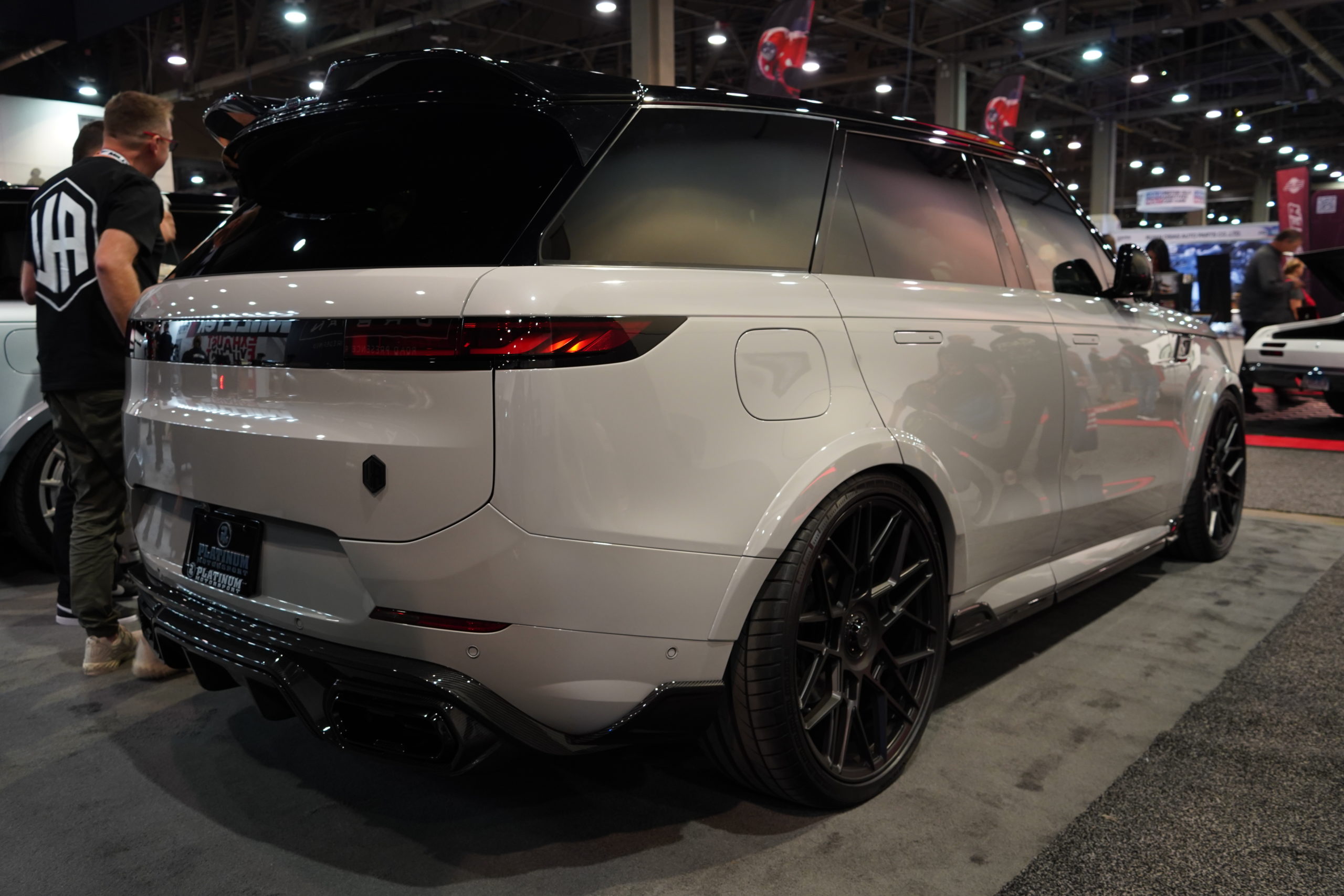SEMA SHOW セマ 2024 フェラーリ　レンジローバー ロールスロイス　RYFT TOYO ニュートレイル　DUKE ボンドツアー MV FORGED　アーバン　レンジローバースポーツ