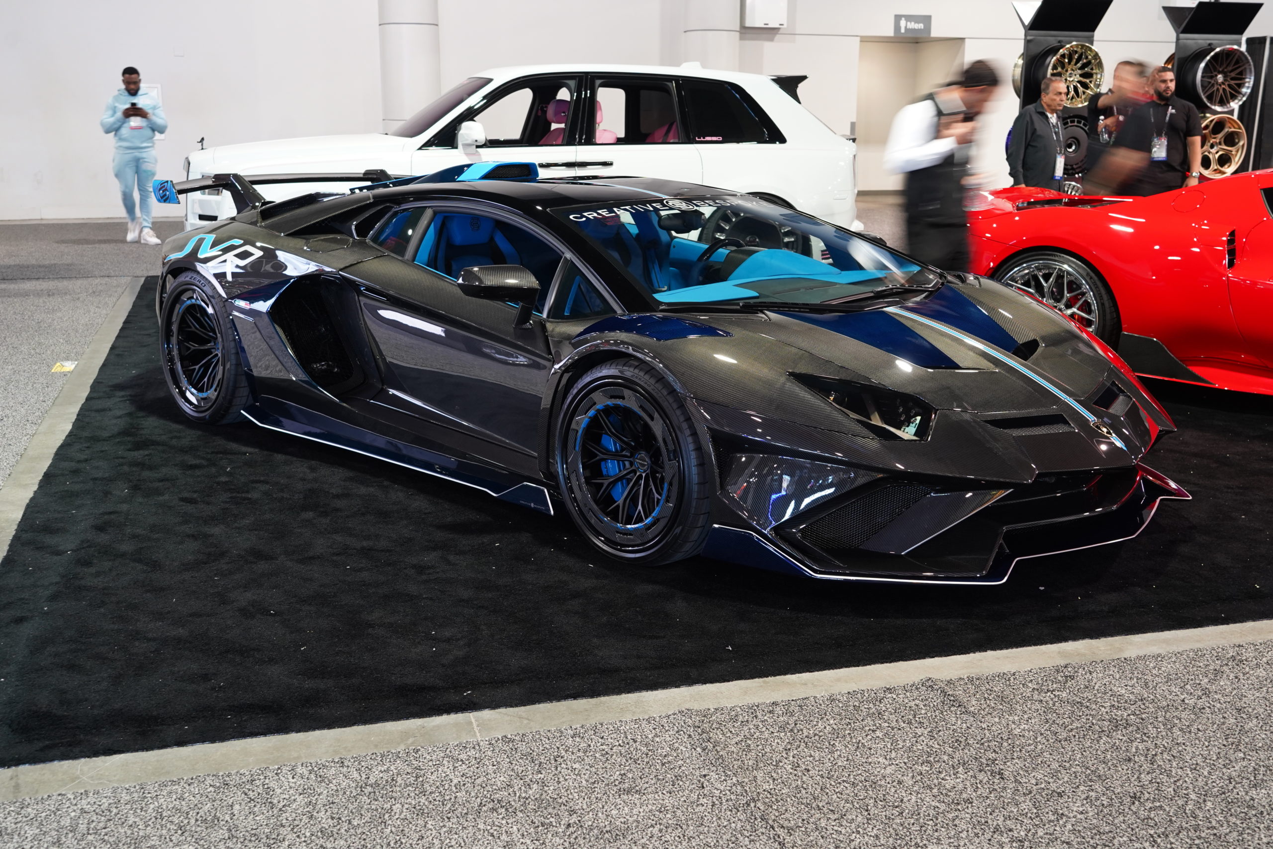 SEMA SHOW セマ 2024 フェラーリ レンジローバー ロールスロイス RYFT TOYO ニュートレイル DUKE ボンドツアー MV FORGED