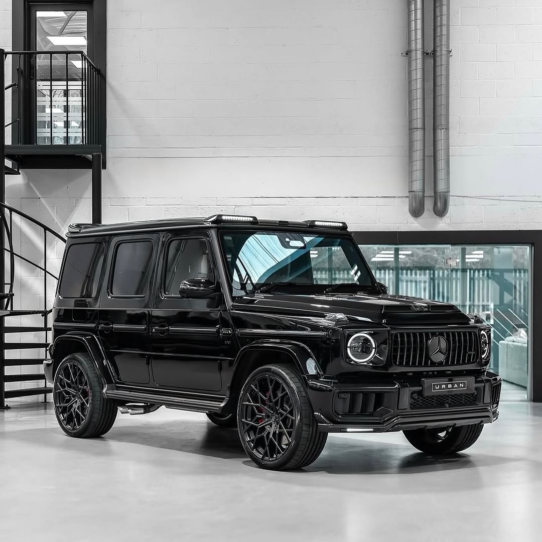 W465 アーバン　カーボン　ボディーキット　G63 URBAN AUTOMOTIVE