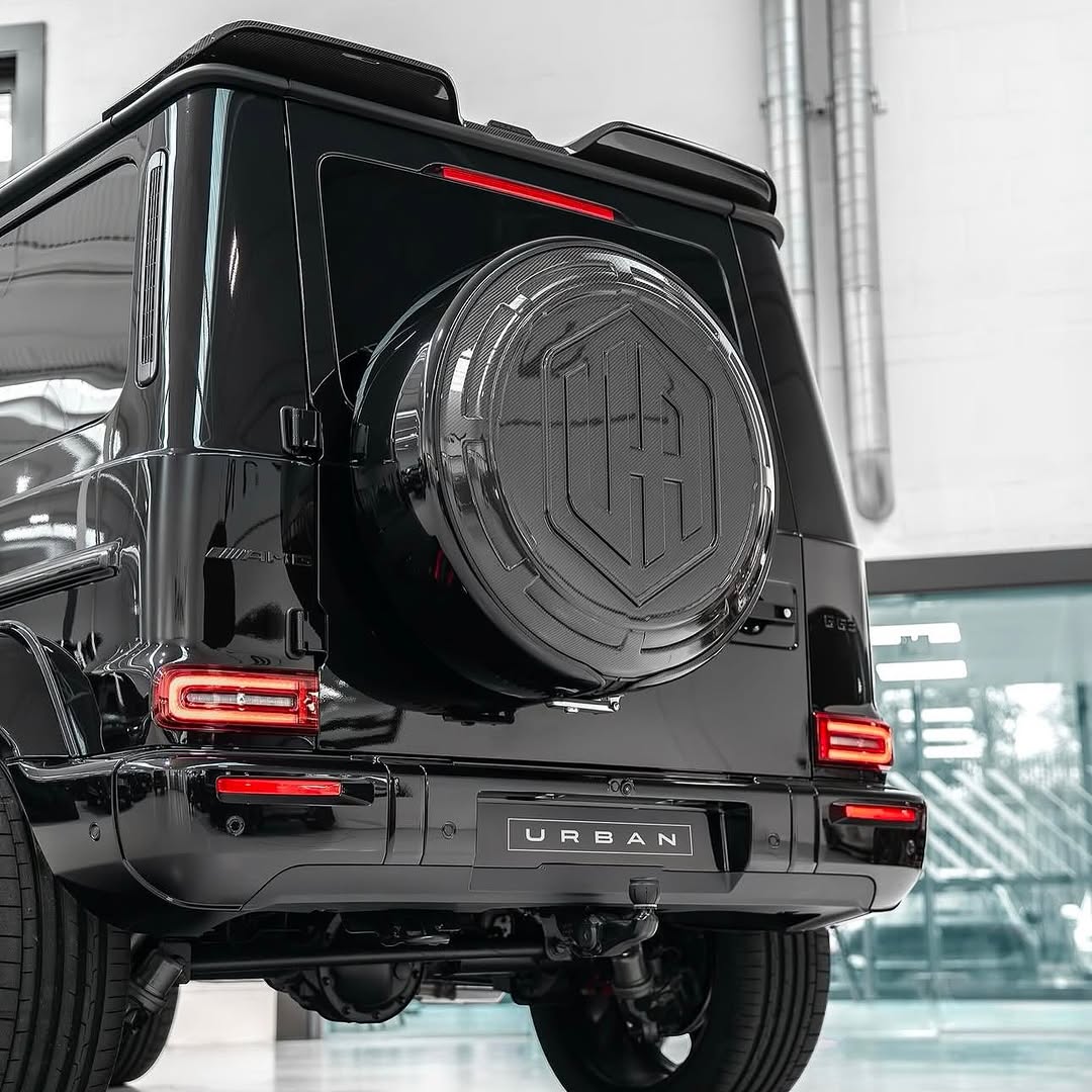W465 アーバン　カーボン　ボディーキット　G63 URBAN AUTOMOTIVE