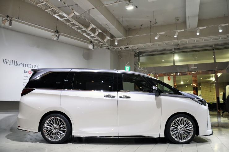 LEXUS LM verL AKforged レクサス カスタム ドレスアップ 輸入車 国産車 販売 買取 bond ボンド 東京