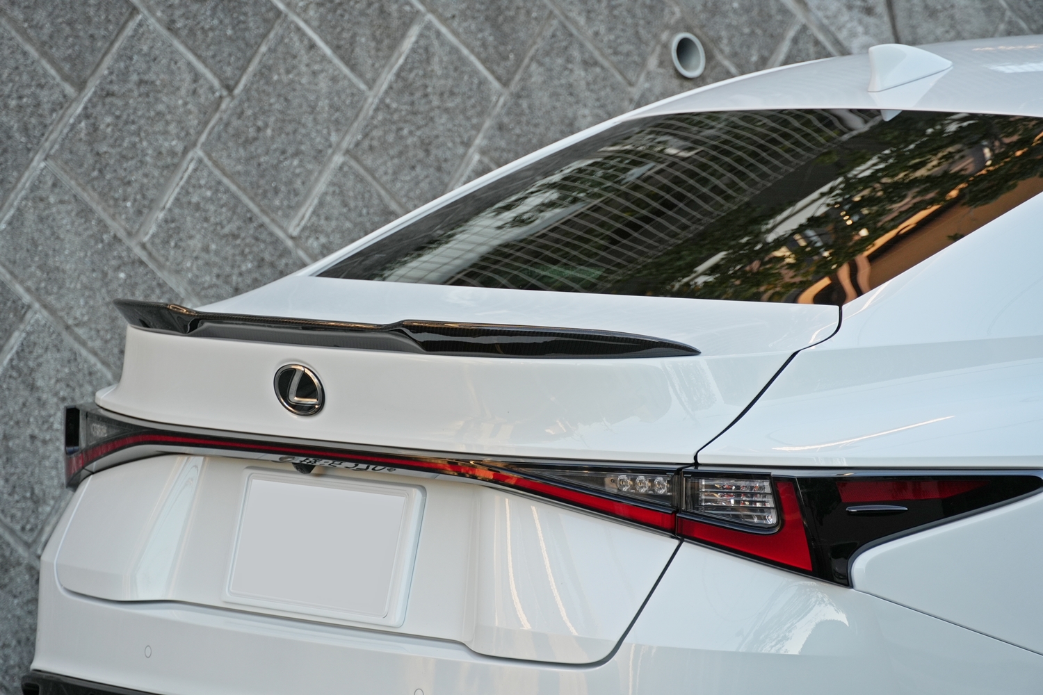 LEXUS　IS500　カスタム　エアロ　WALD　リアスポイラー