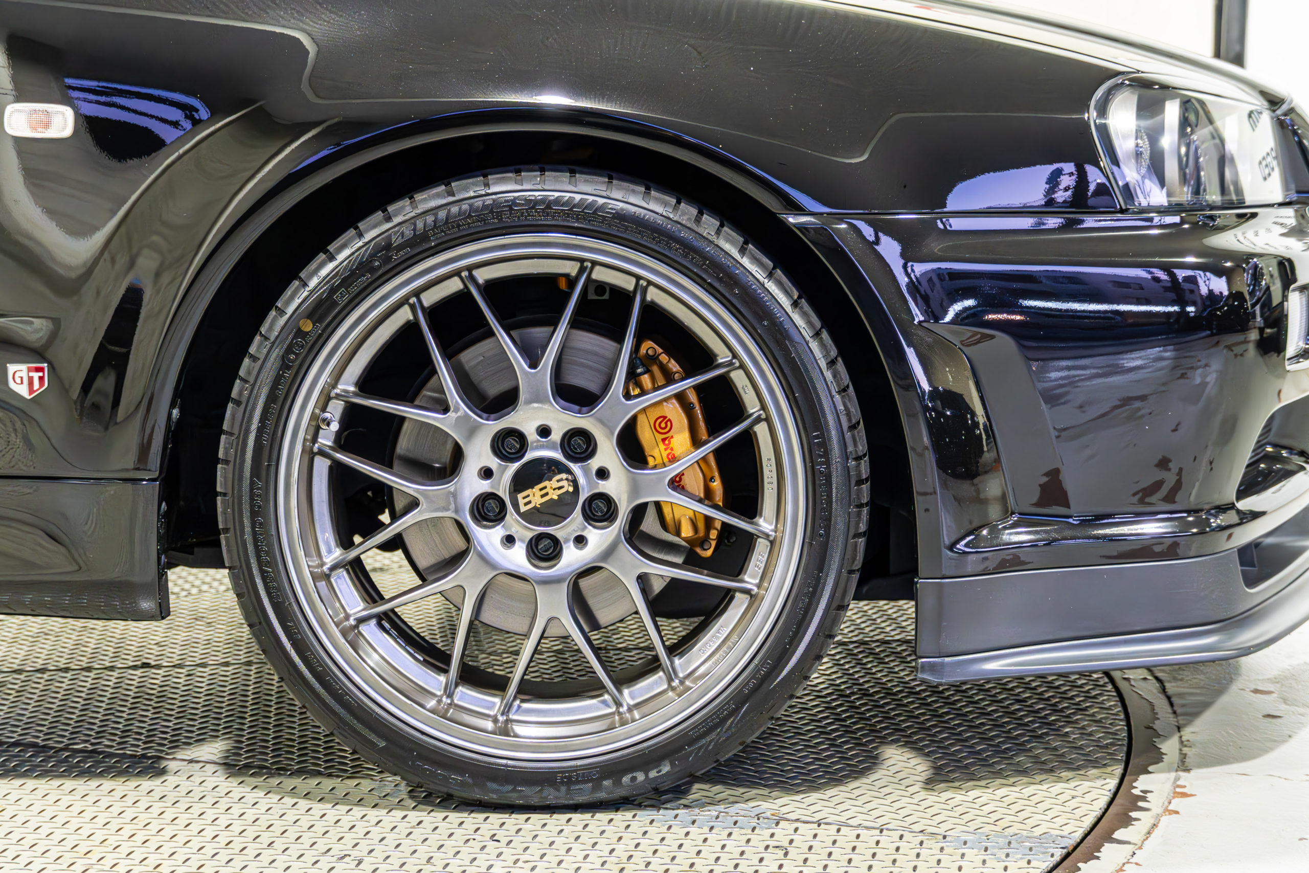 34 GTR カスタム　NISSAN BNR34 OHLINS ロベルタ　車高調　ローダウン　BBS