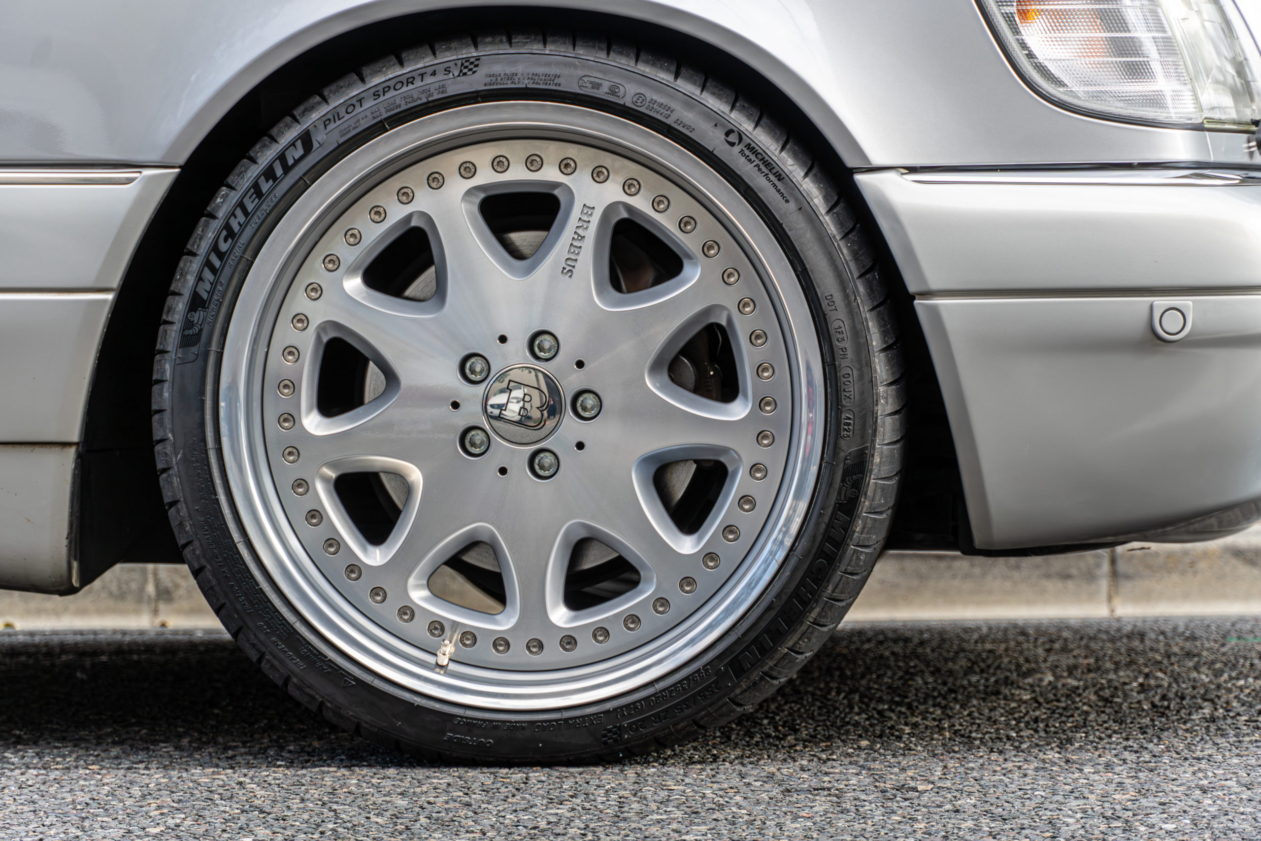 W140 カスタム　ローダウン　ブラバス　モノブロック3 S600 V12