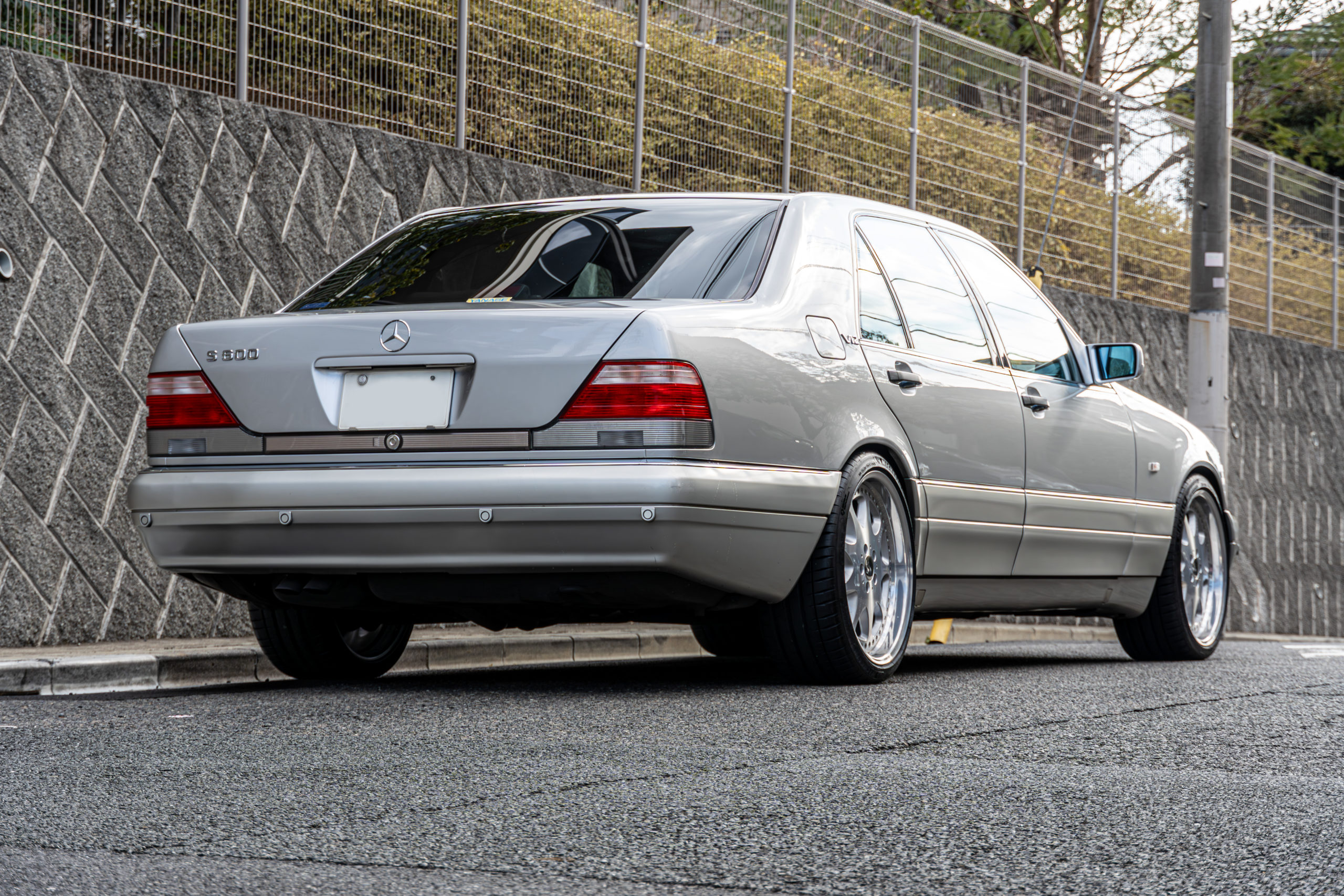 W140 カスタム　ローダウン　ブラバス　モノブロック3 S600 V12