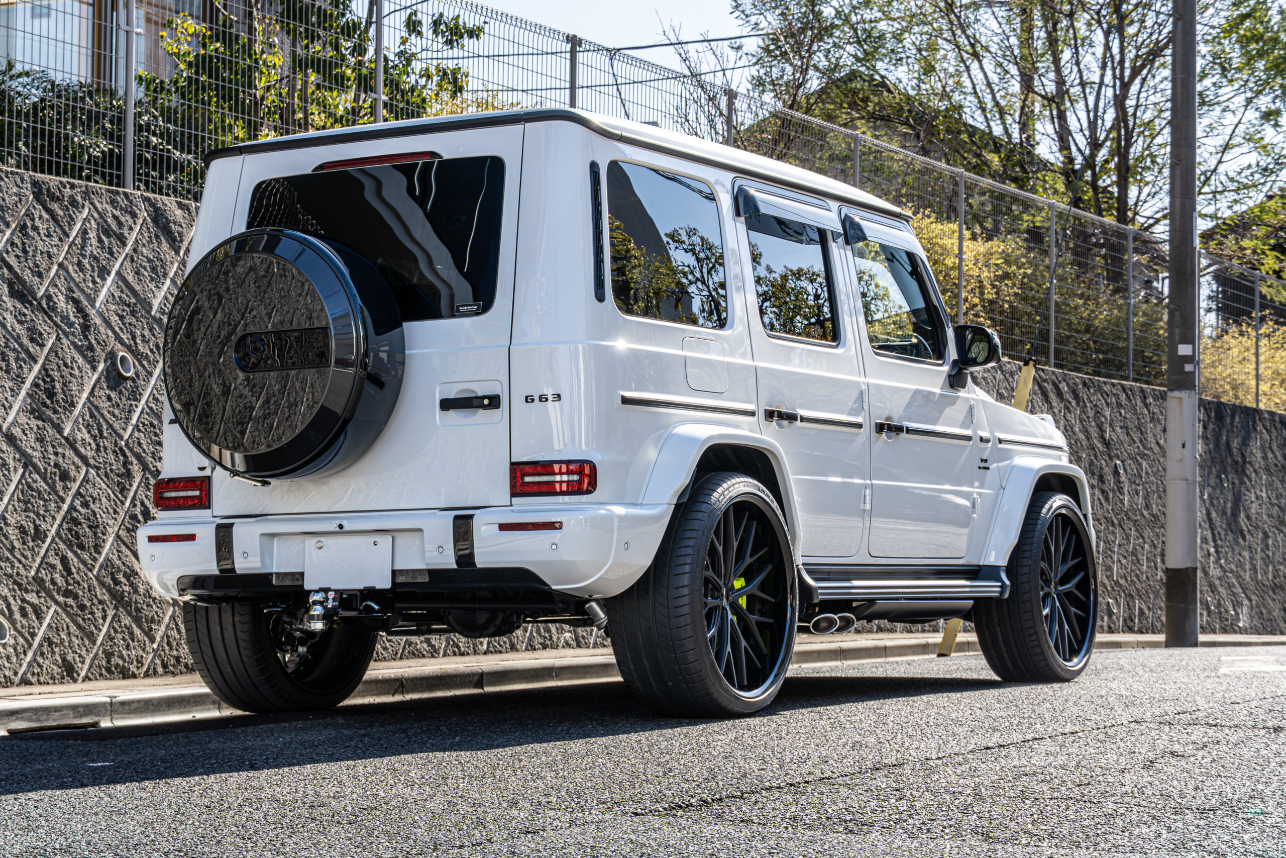 AMG G63 カスタム　ローダウン　W463A W465 24インチ　ヒッチメンバー　ブラッシュドアナダイズドブラック　キャリパーペイント　電動ステップ
