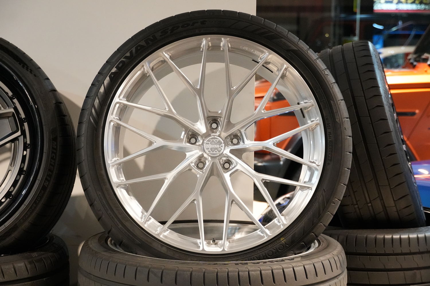 W463A W465 Gクラス G63 G450 G400d 中古タイヤホイール アメ鍛 ANRKY 23インチ