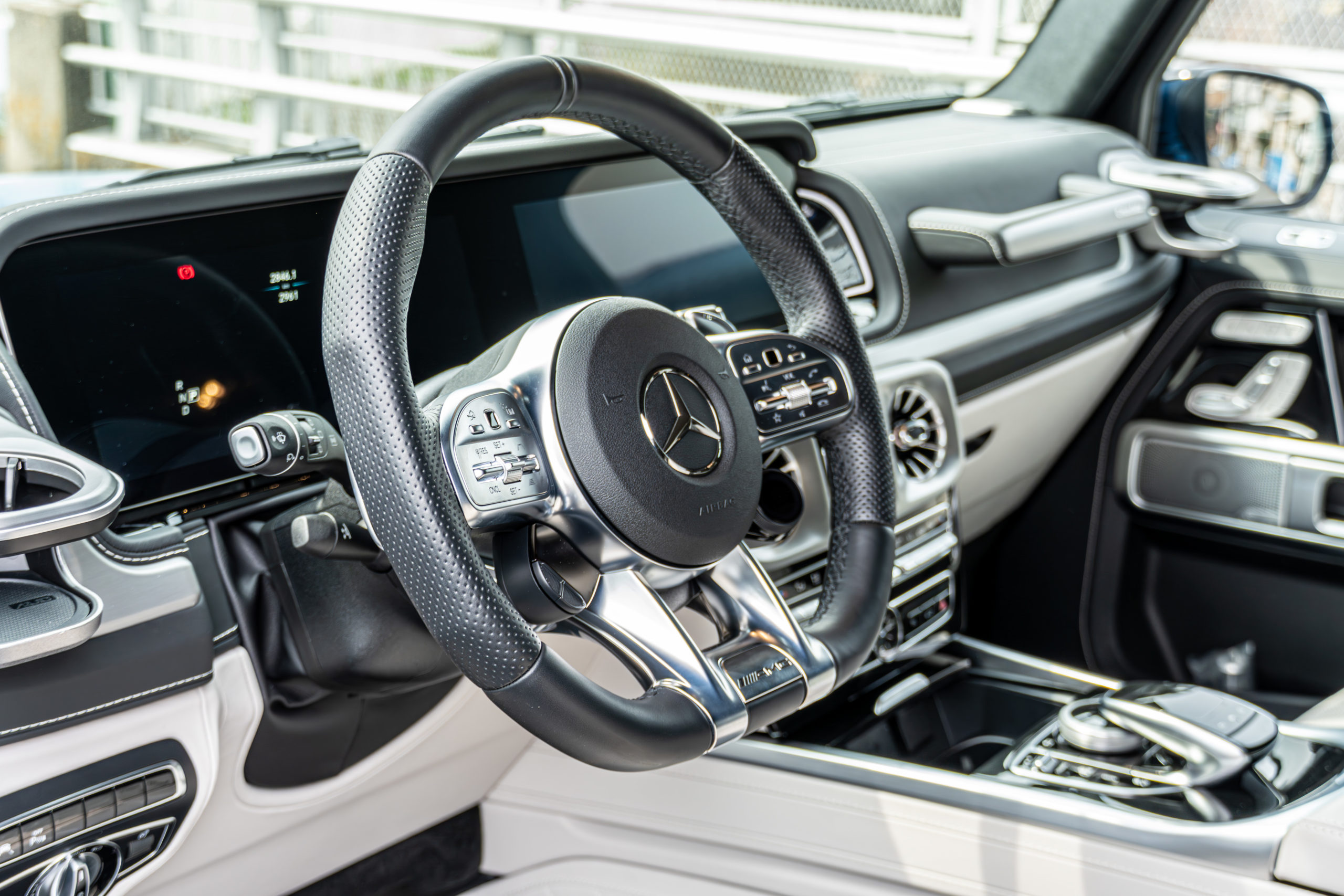 G63 カスタム　新入庫　ストック　サウスシーブルー　MVFORGED マヌファクトゥーア　ブラバス　BRABUS
