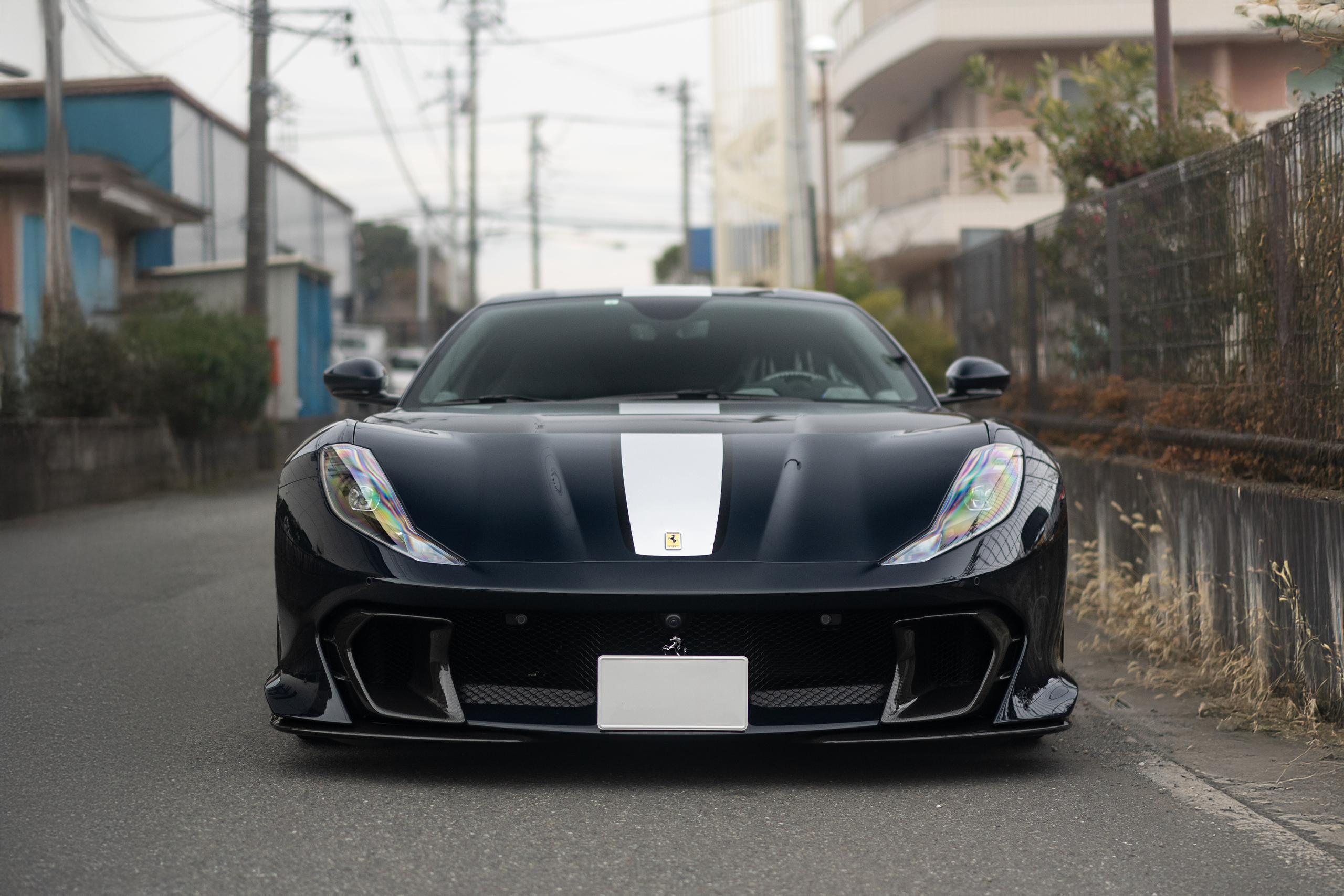 フェラーリ　812 コンペティツォーネ　ローダウン　カスタム AL13