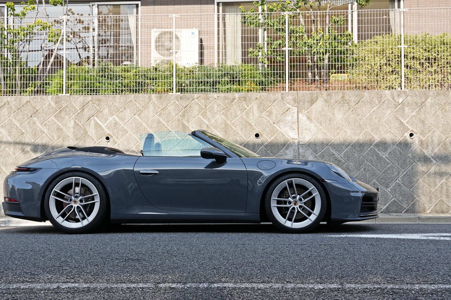 992.2　カレラ　カブリオレ　GTS　ローダウン　カスタム　スペーサー