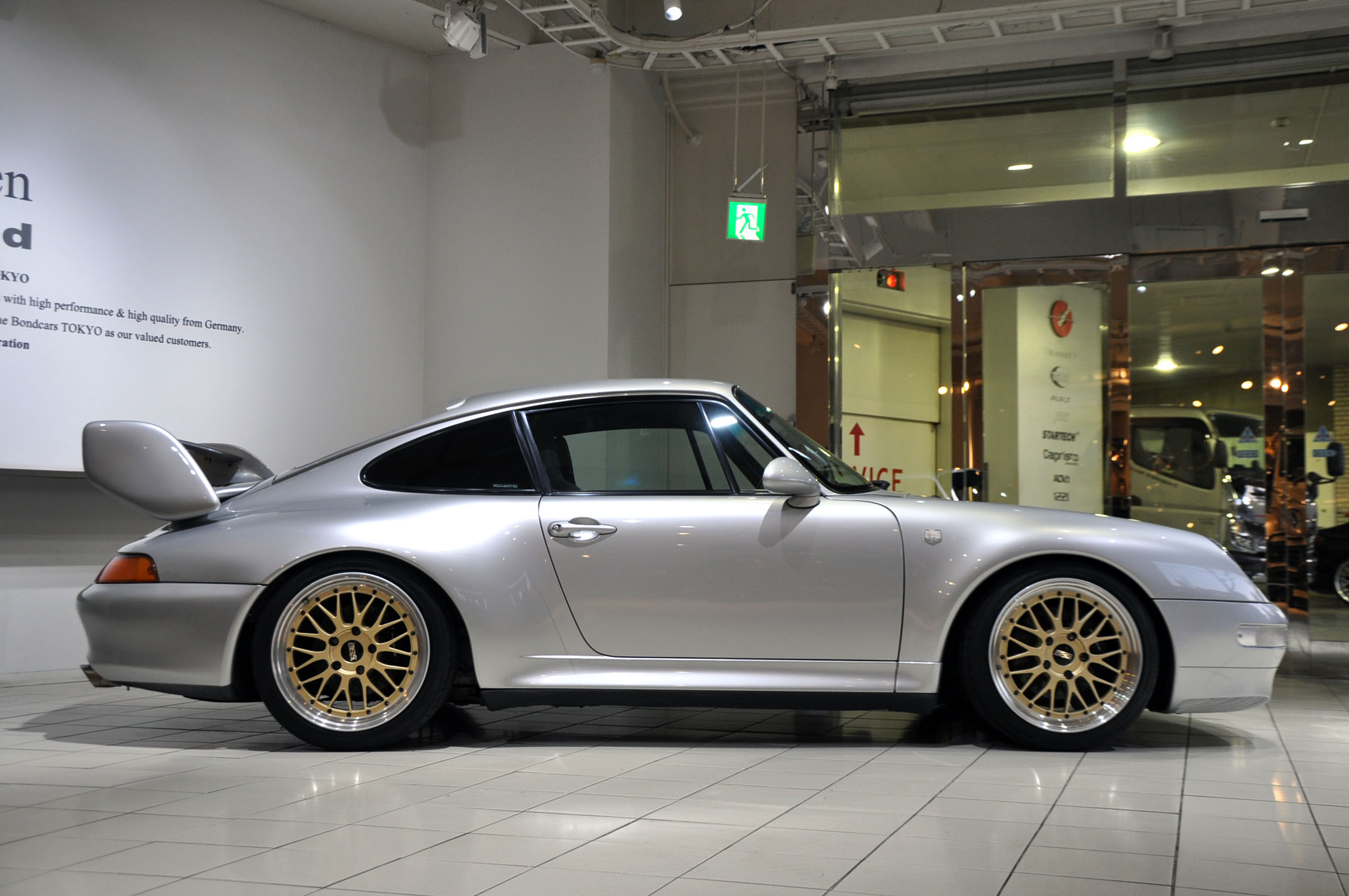 ﾎﾟﾙｼｪ　空冷　911　993　カレラS　カレラRS　BBS　輸入車　販売　買取　bond　ボンド　カスタム　ドレスアップ
