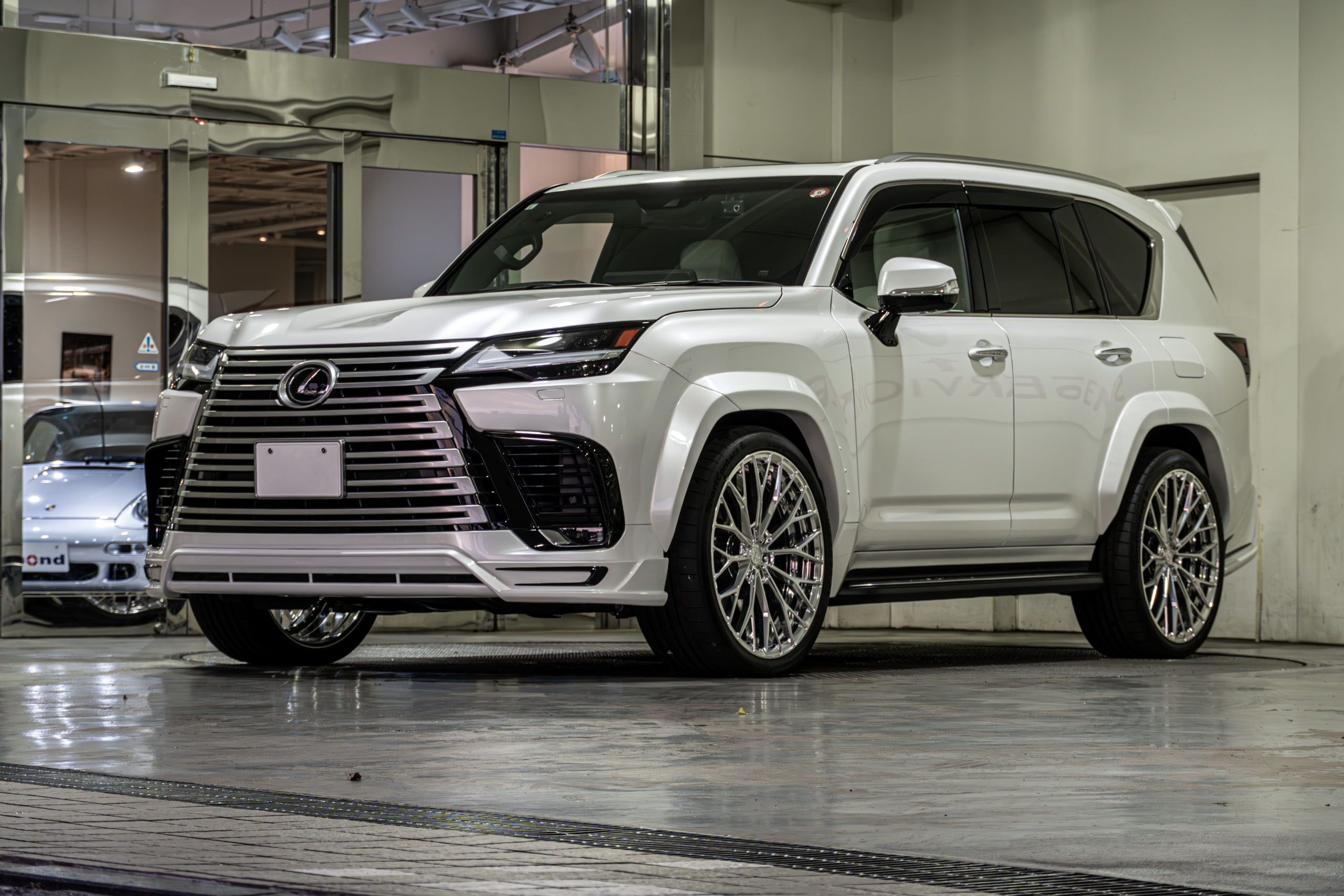 LEXUS LX アーティシャンスピリッツ　24インチ　アナーキー　ポリッシュ　LX600 カスタム　ボンドカーズ