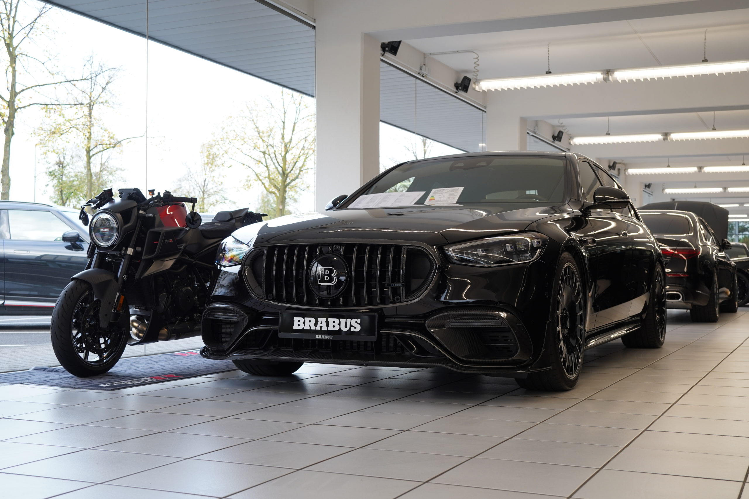 ブラバス　G63 正規代理店　W223 S63 マイバッハ　ロールスロイス　ワイドスター　メルセデスベンツ　