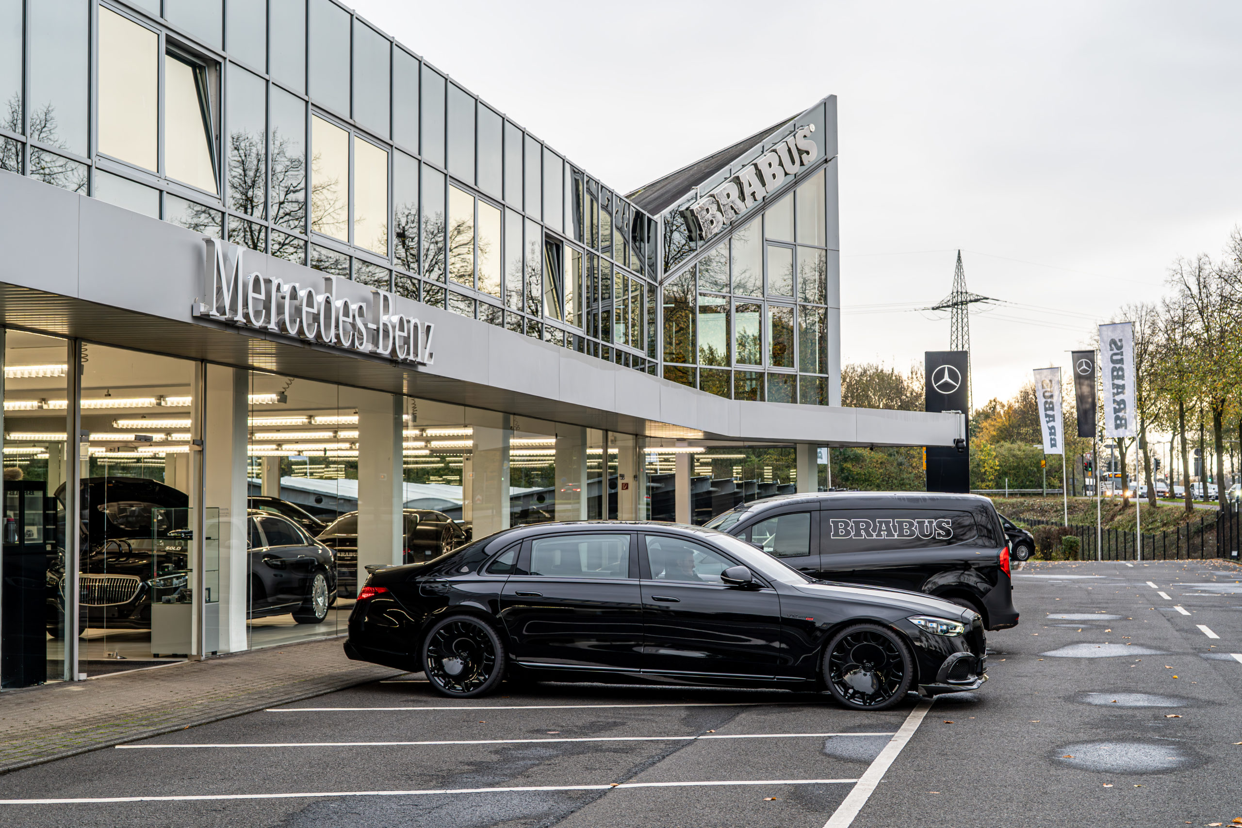 ブラバス　G63 正規代理店　W223 S63 マイバッハ　ロールスロイス　ワイドスター　メルセデスベンツ　