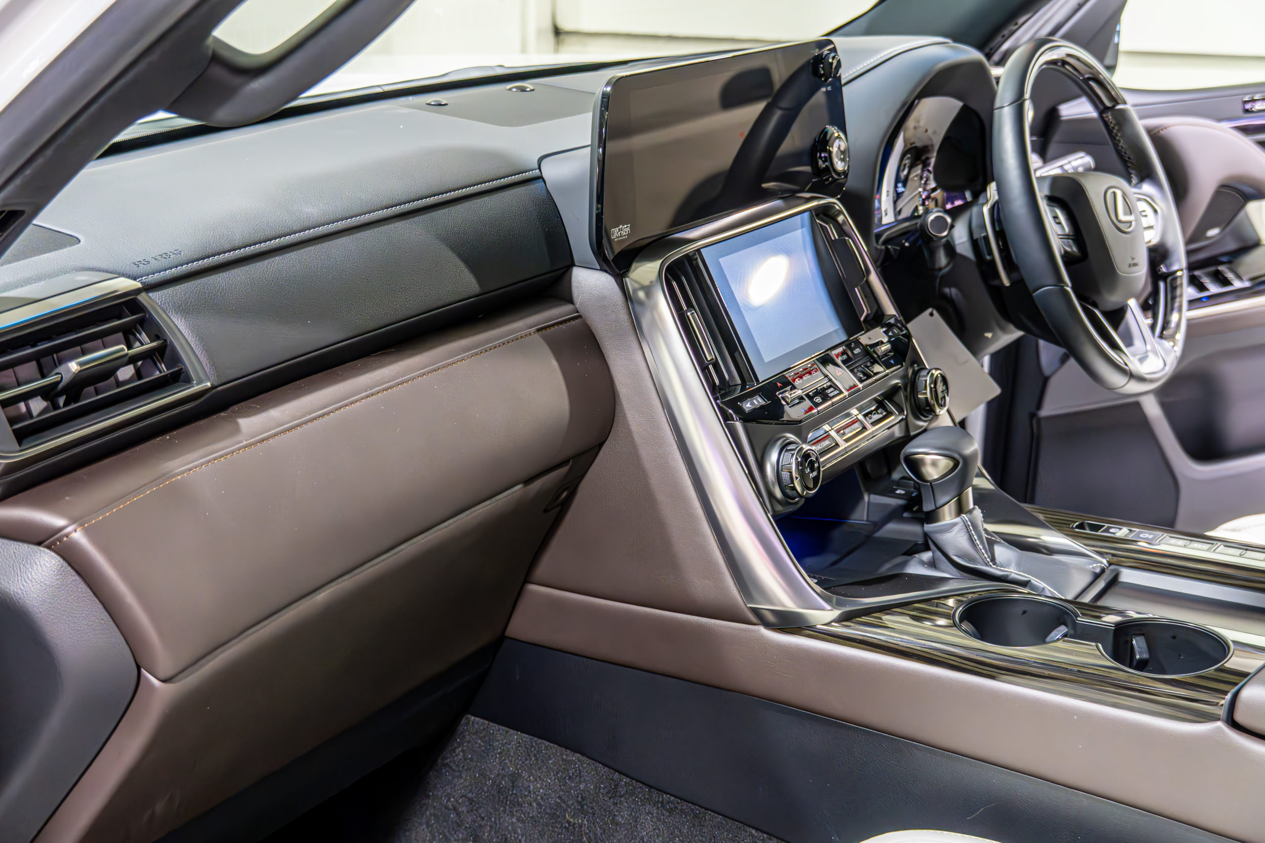 LEXUS LX アーティシャンスピリッツ　24インチ　アナーキー　ポリッシュ　LX600 カスタム　ボンドカーズ