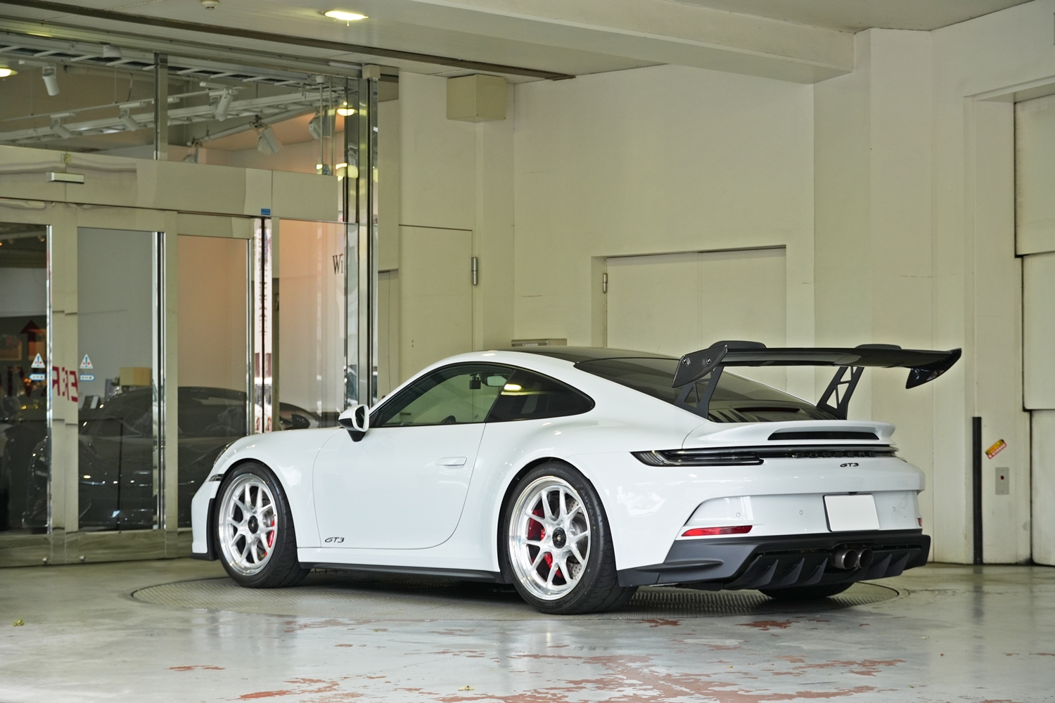 PORSCHE　GT3　GT3RS　ホイール　鍛造ホイール　カスタム　992　ローダウン　車高調整