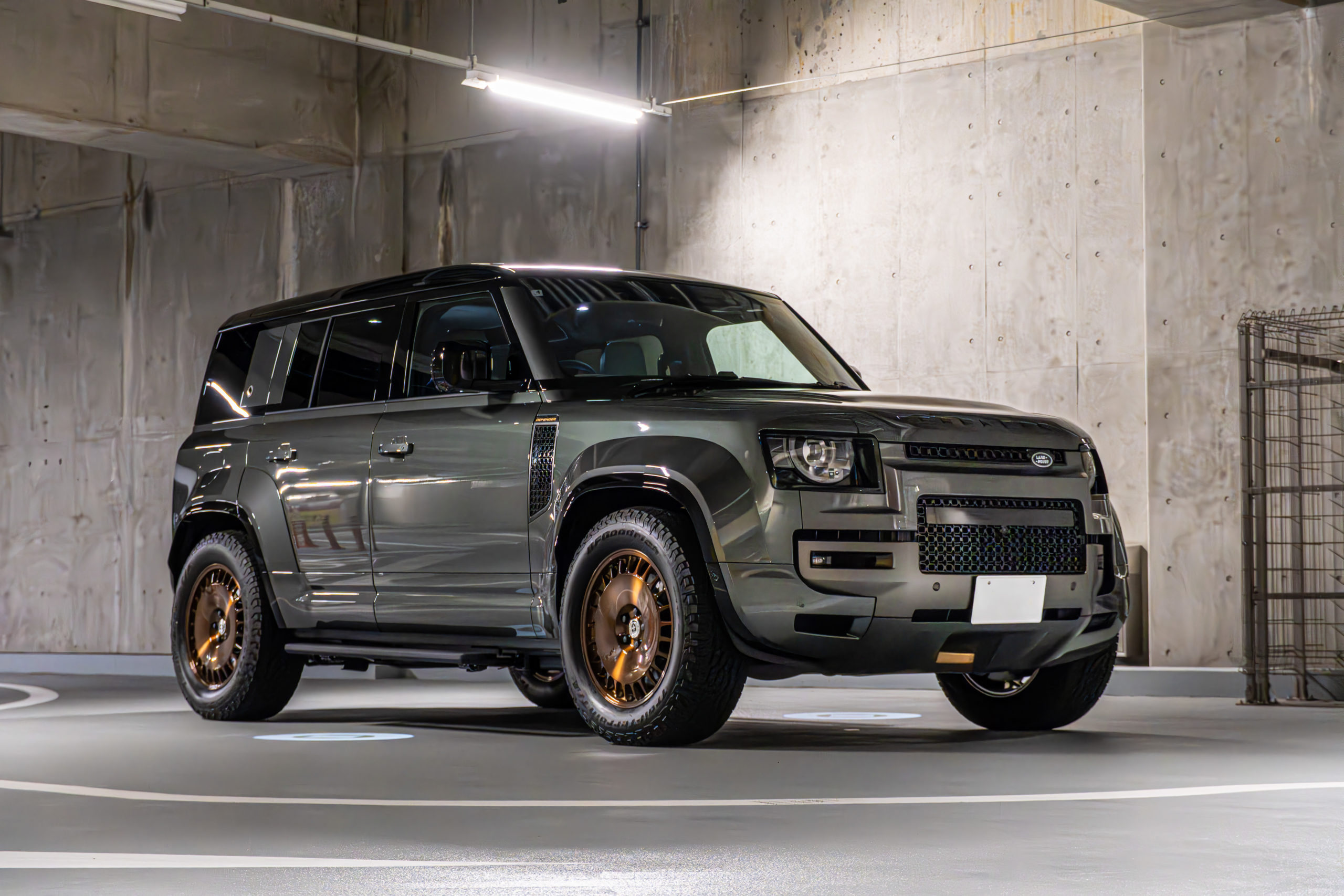 ディフェンダー　オクタ　HRE 935M FIRST EDITON MONOBLOCK FORGED カスタム　DEFENDER