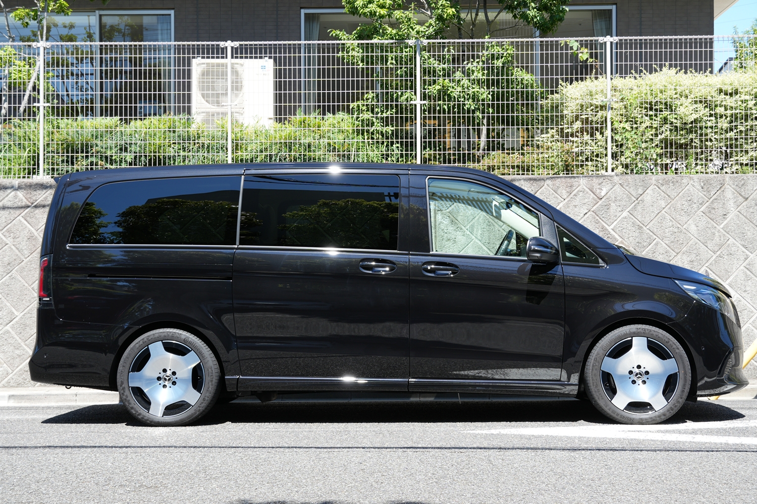 新型Vクラス W447 車高 ローダウン エアサス スペーサー