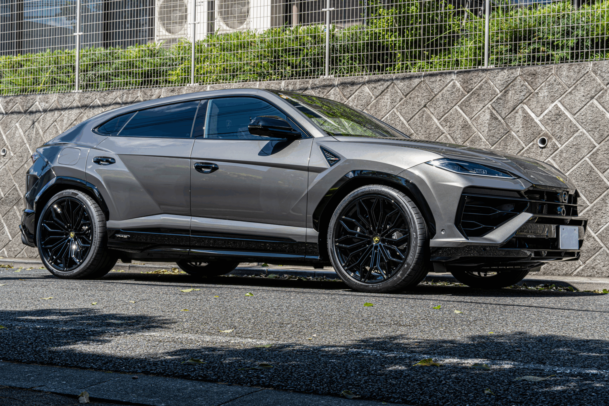 ウルスSE ローダウン　スペーサー　iiD 23インチ　LAMBORGHINI URUS SE