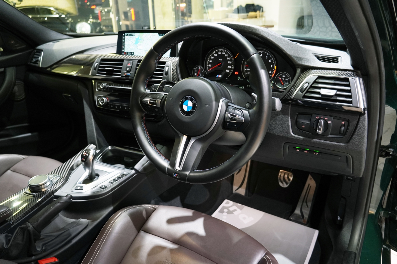 BMW M3 F80 individual Color 限定車 特別仕様車 harman/kardon DIXEL　Mperformance 輸入車 販売 買取 bond ボンド 東京 カスタム ドレスアップ