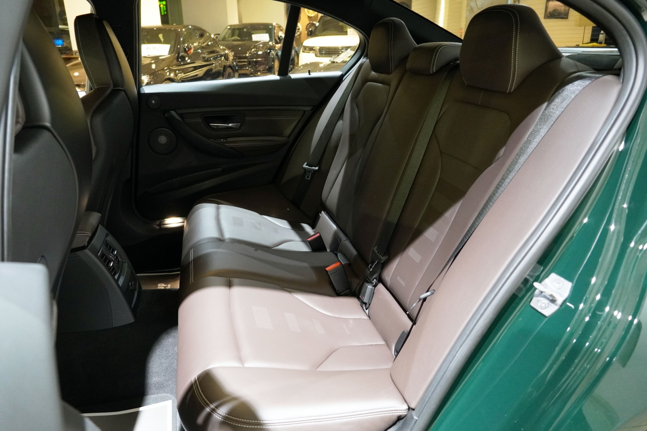 BMW M3 F80 individual Color 限定車 特別仕様車 harman/kardon DIXEL　Mperformance 輸入車 販売 買取 bond ボンド 東京 カスタム ドレスアップ