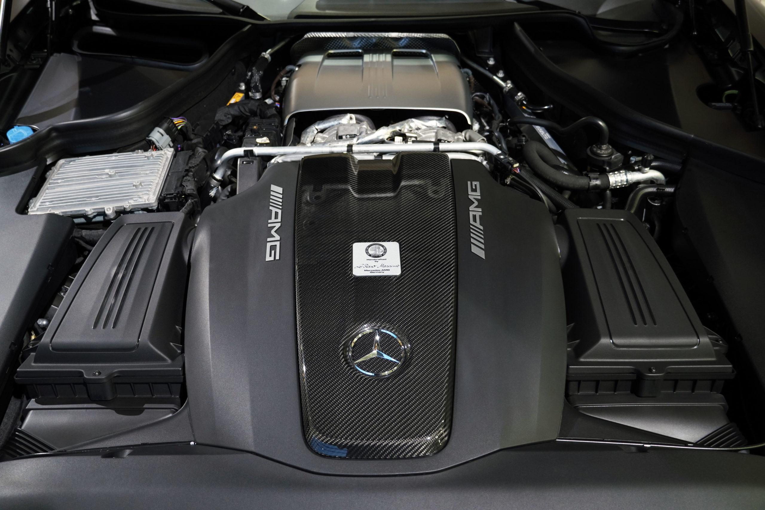 MercedesAMG GT メルセデスAMG　GTC　ロードスター　オープンカー　エディション50　限定車　特別仕様車　輸入車　販売　買取　カスタム　ドレスアップ　bond　ボンド　東京