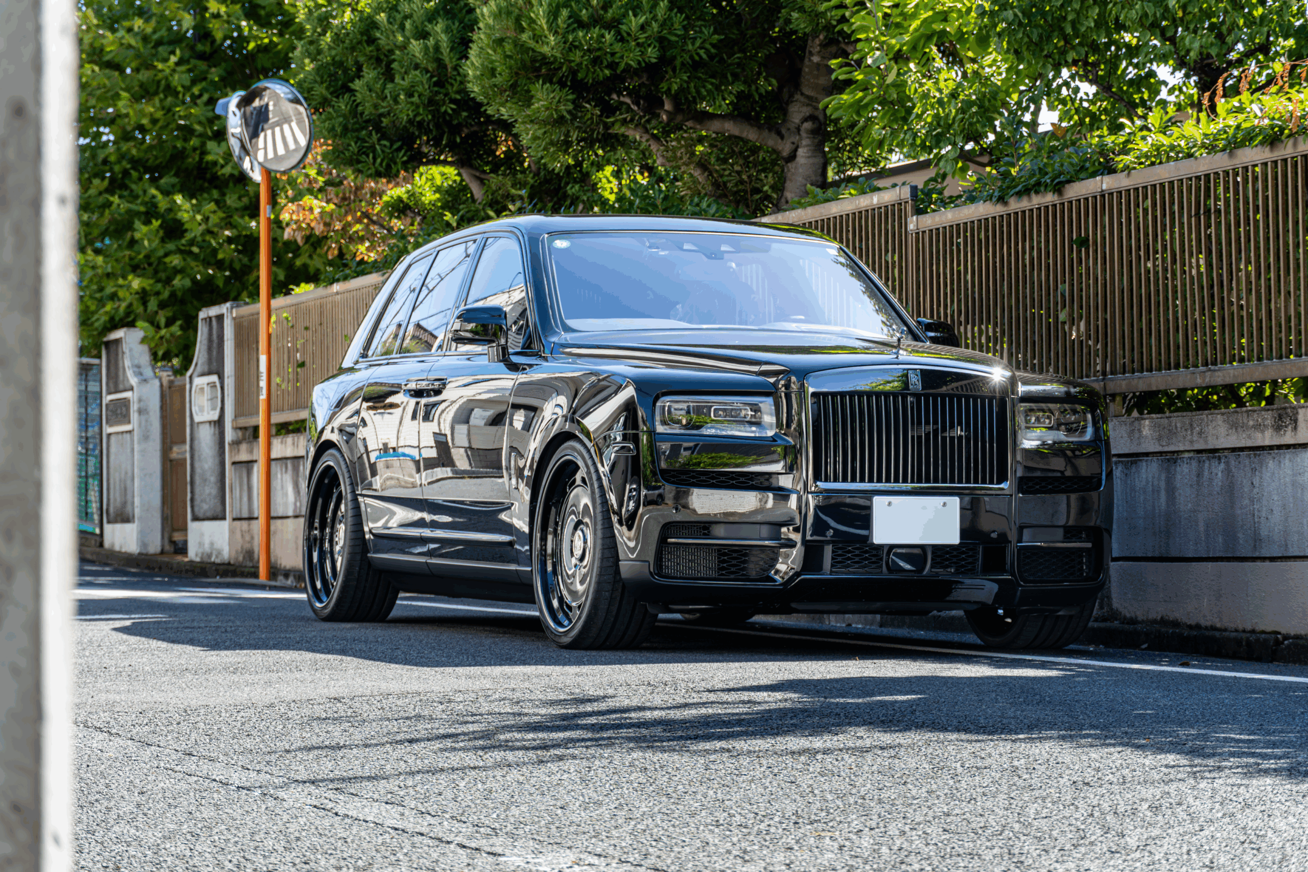 ロールスロイス　カリナン　ブラックバッジ　ローダウン　ASC AL13 FORGED ブラックウト