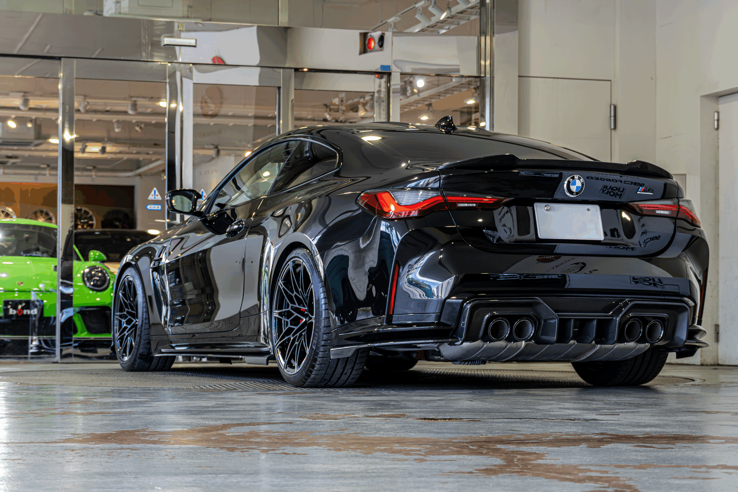 BMW M4 カスタム　ADRO カーボン　ローダウン　KW