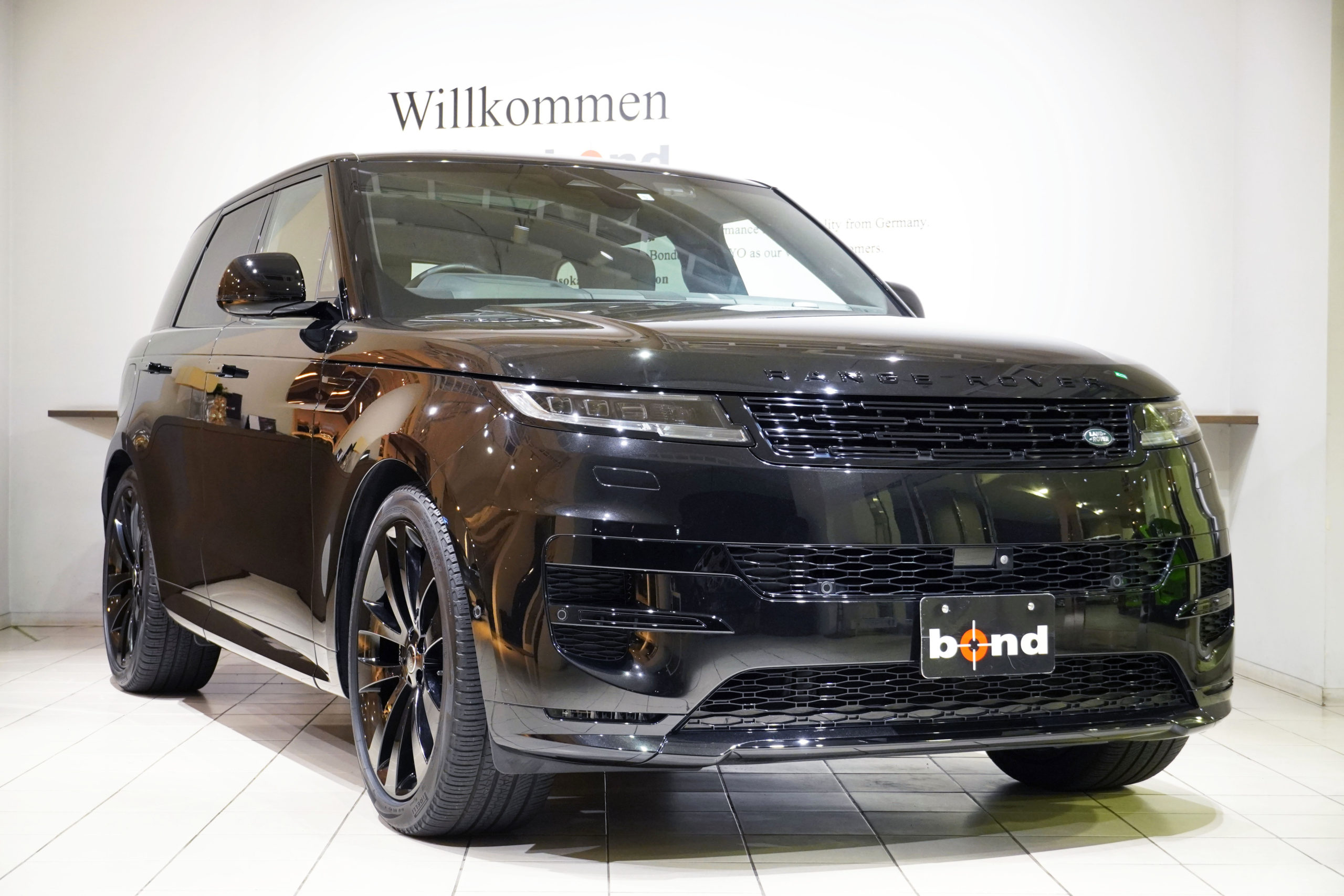 ﾗﾝﾄﾞﾛｰﾊﾞｰ　ﾚﾝｼﾞﾛｰﾊﾞｰｽﾎﾟｰﾂ　ﾛｰﾝﾁｴﾃﾞｨｼｮﾝ　P400　輸入車　販売　買取　ｶｽﾀﾑ　ﾄﾞﾚｽｱｯﾌﾟ　bond　ﾎﾞﾝﾄﾞ　東京