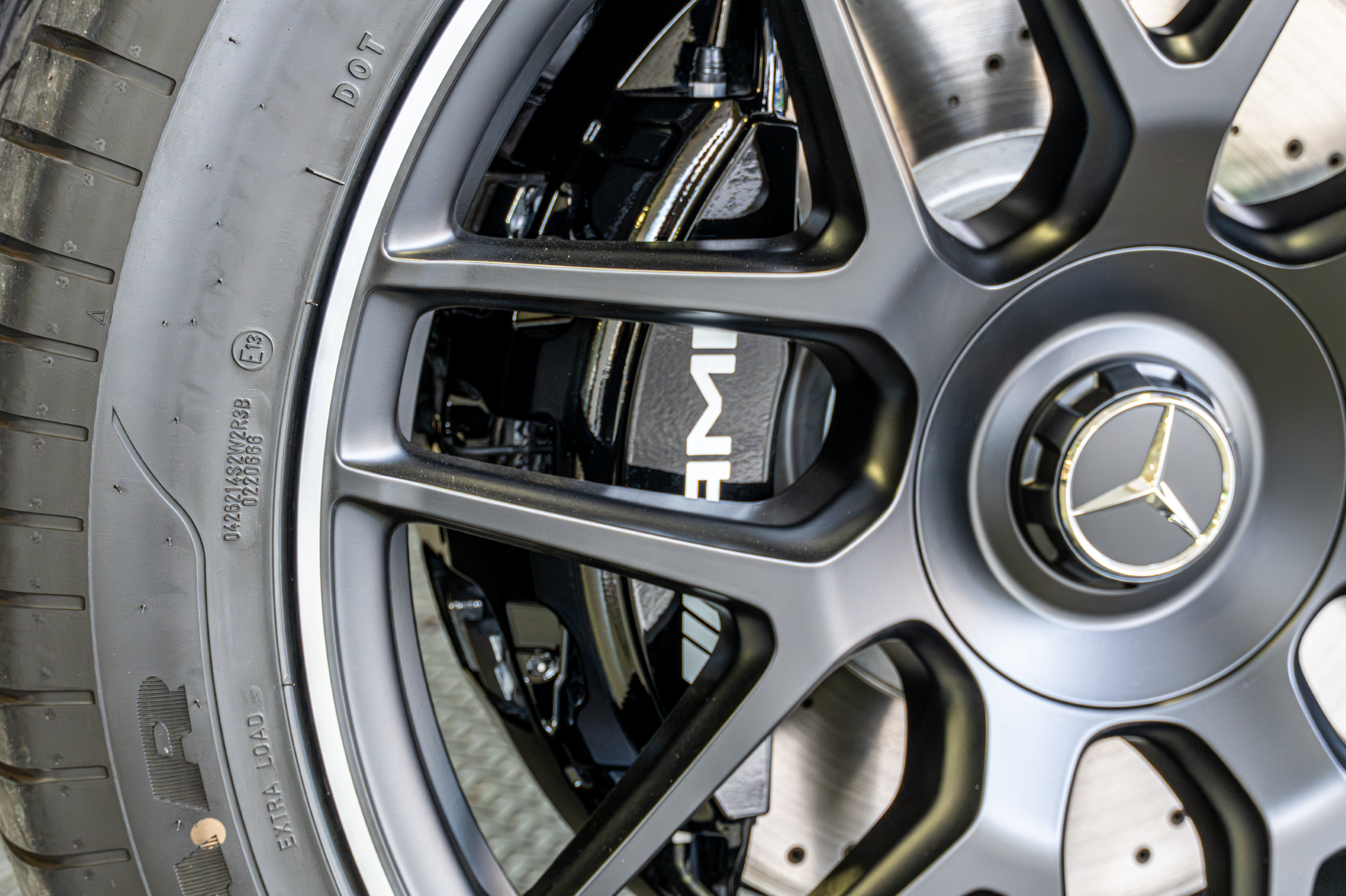 AMG MERCEDES G63 BLACK ACCENT EDITION マグノナイトブラック オートクロージャー ソフトクローズ プロテクションフィルム