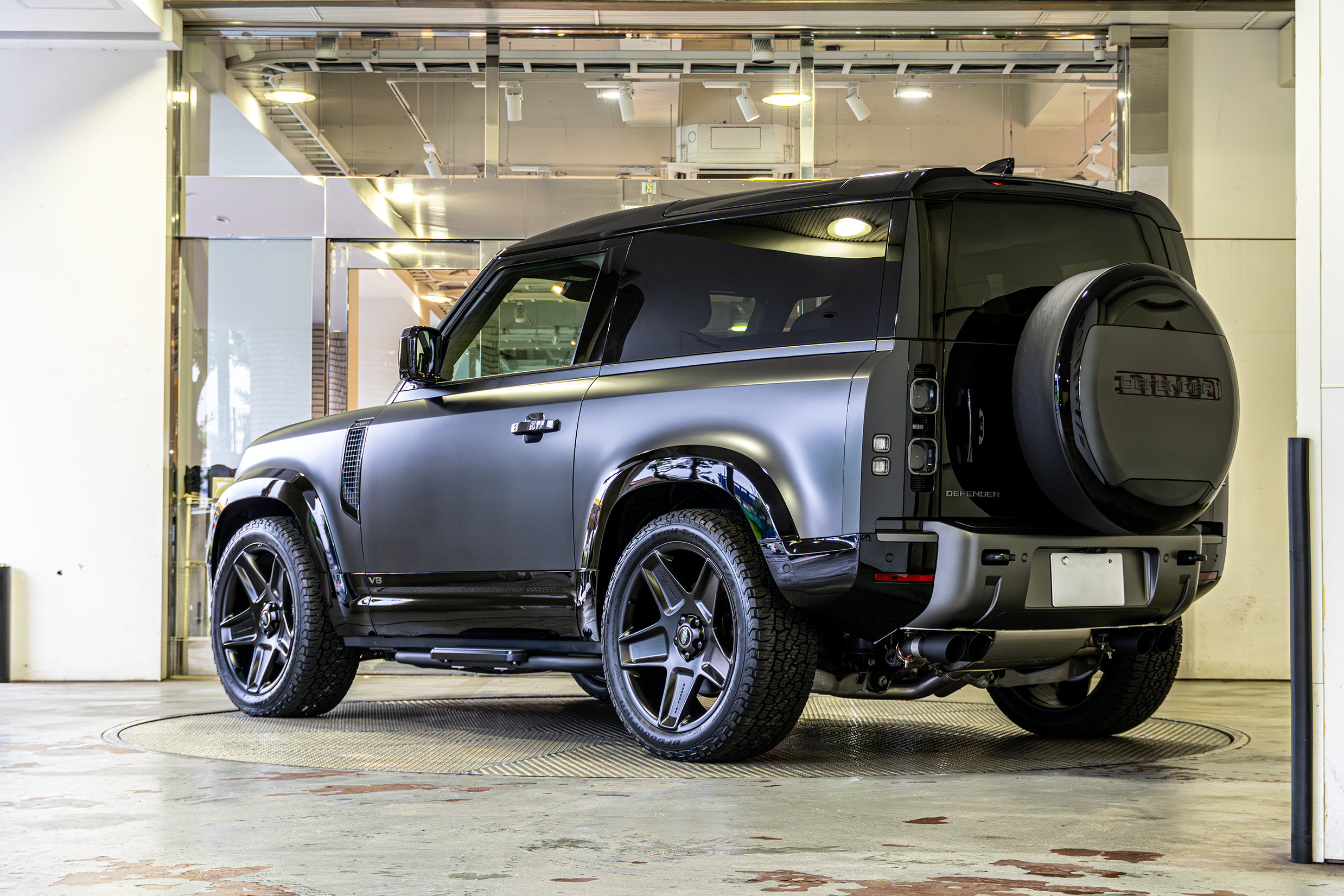 ディフェンダー　V8 90カーン KAHN MILTEK マフラー　カスタム