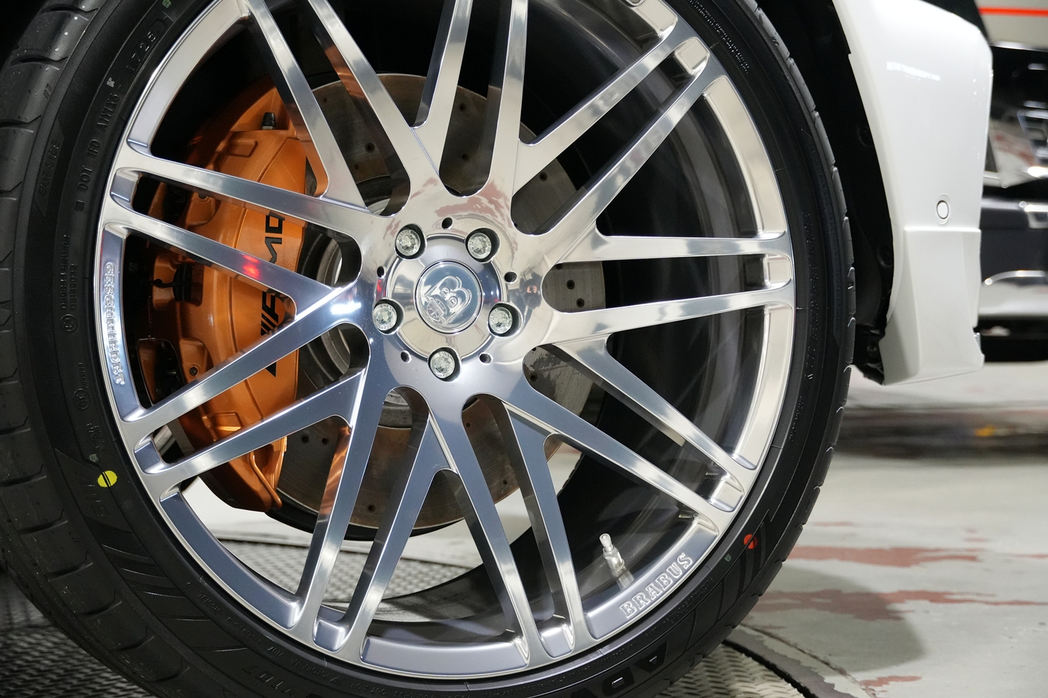 G63　G450d　G580　W463A　W465　BRABUS　カスタム　ホイール　23インチ　24インチ　鍛造　フォージド