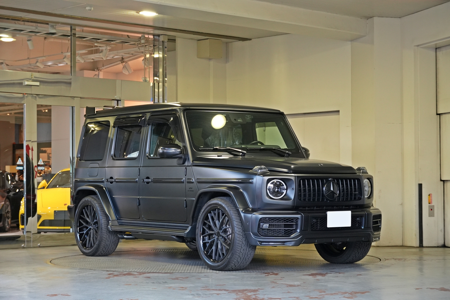 W463A W465 G63 Gクラス ゲレンデ カスタム エアロ ブラックアウト BRABUS HYPER FORGED ホイール 22インチ 東京