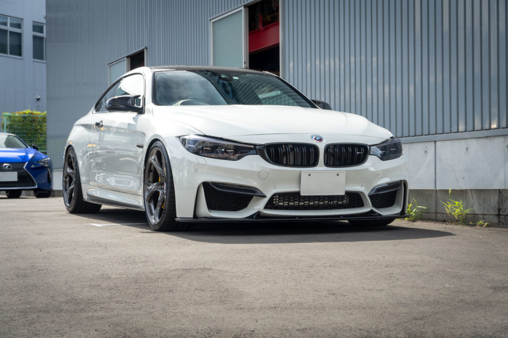 M4 × HRE