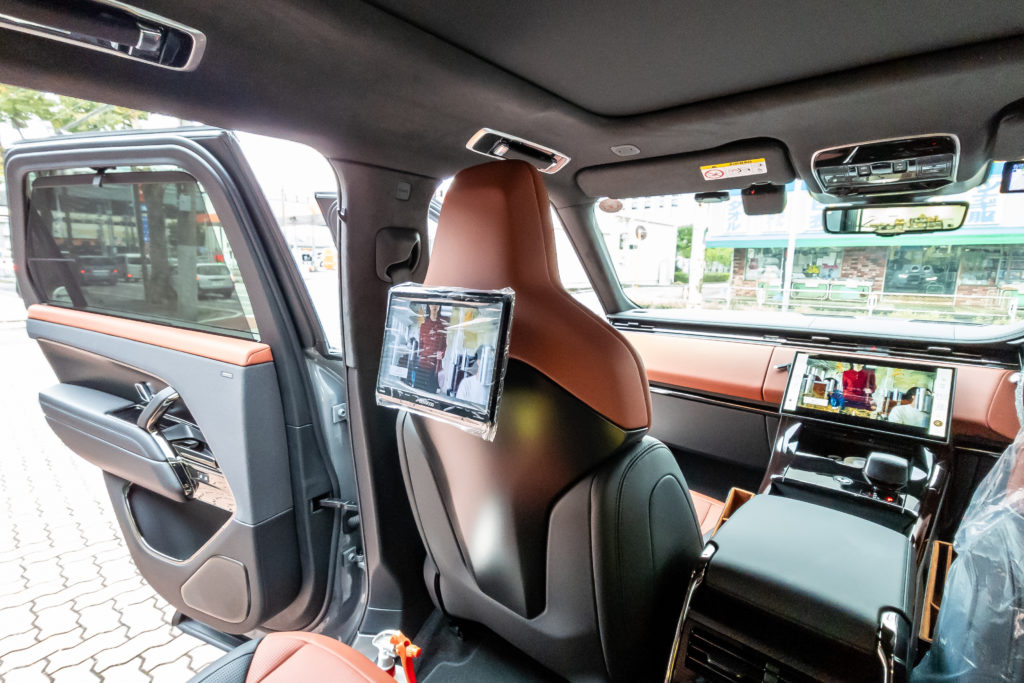 Landrover レンジローバースポーツ VISIT AndoroidBOX 地デジ TVチューナー リアモニター bond浦和